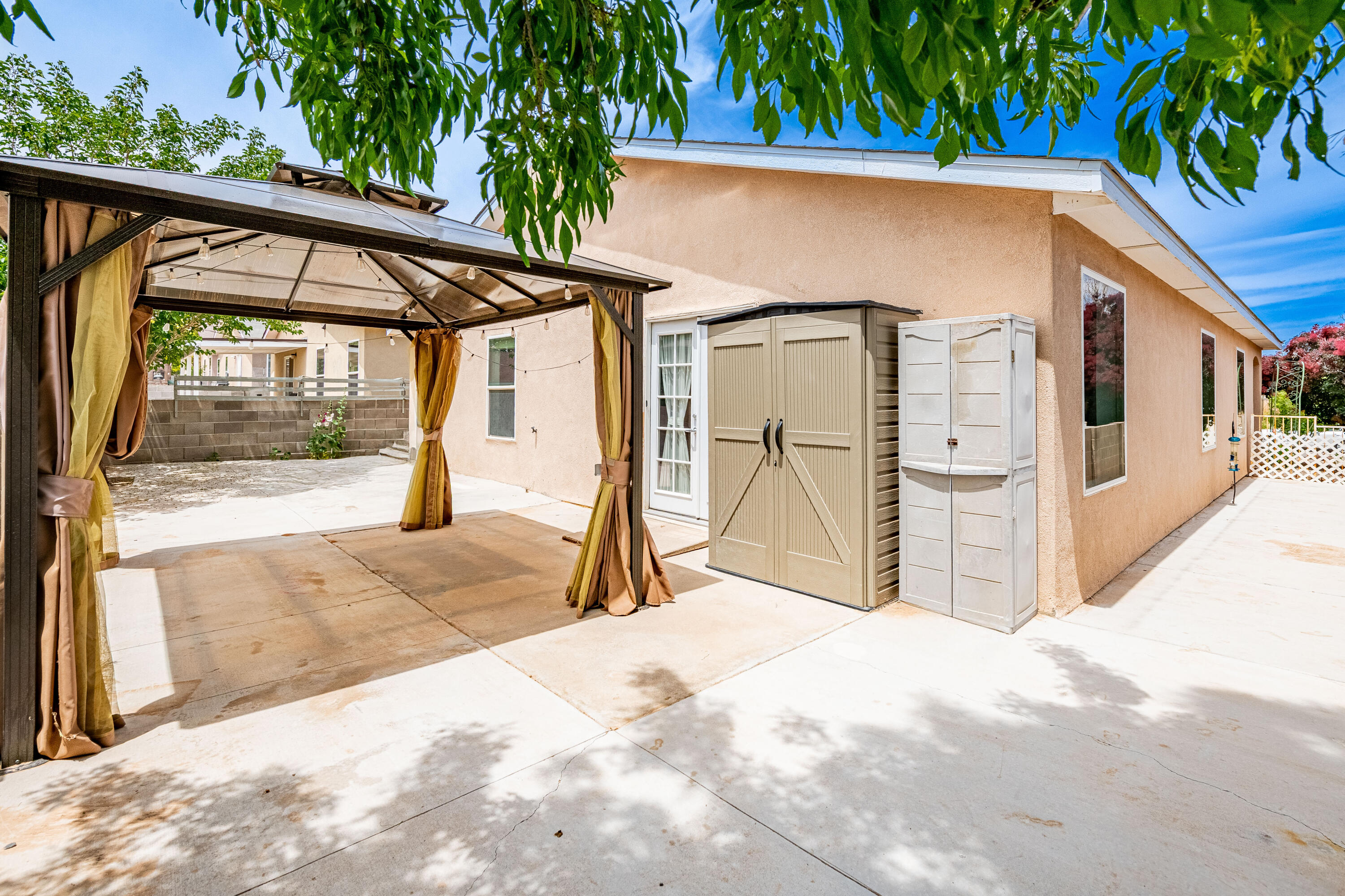 3742 Cattle Drive NE