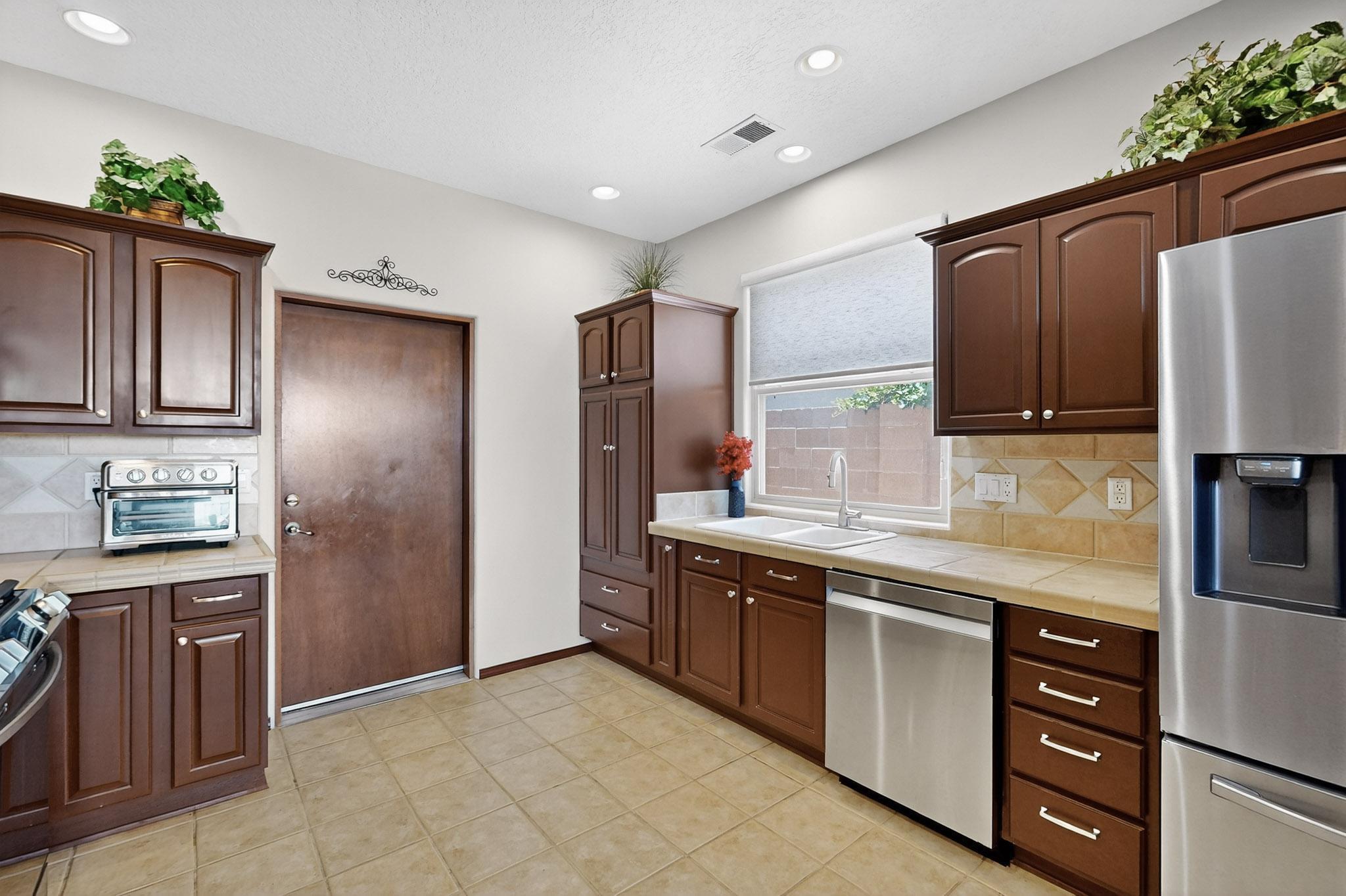 1324 Wilkes Way Way SE