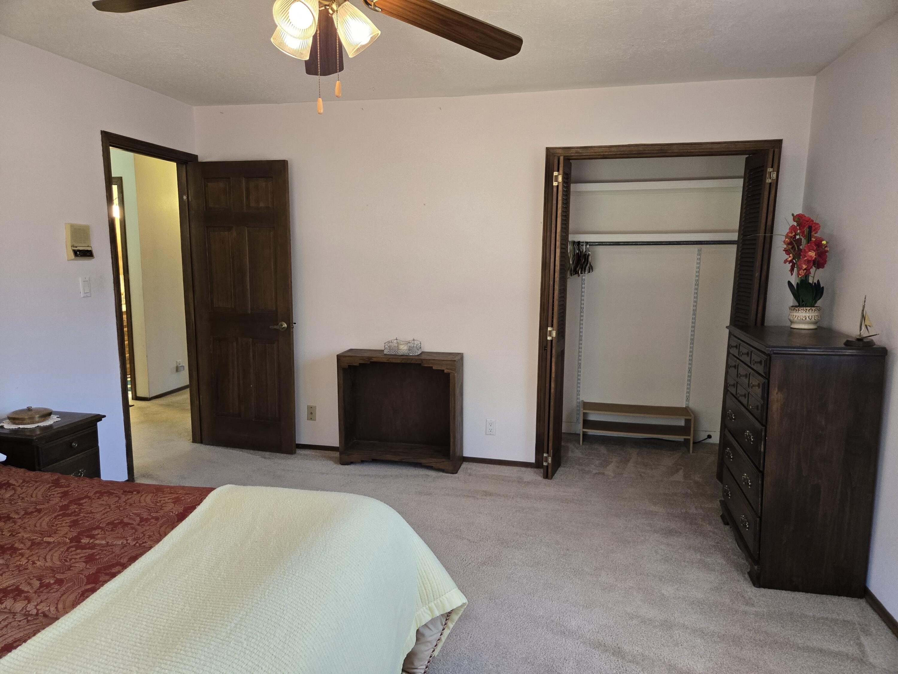 2830 CASA DEL NORTE Drive NE