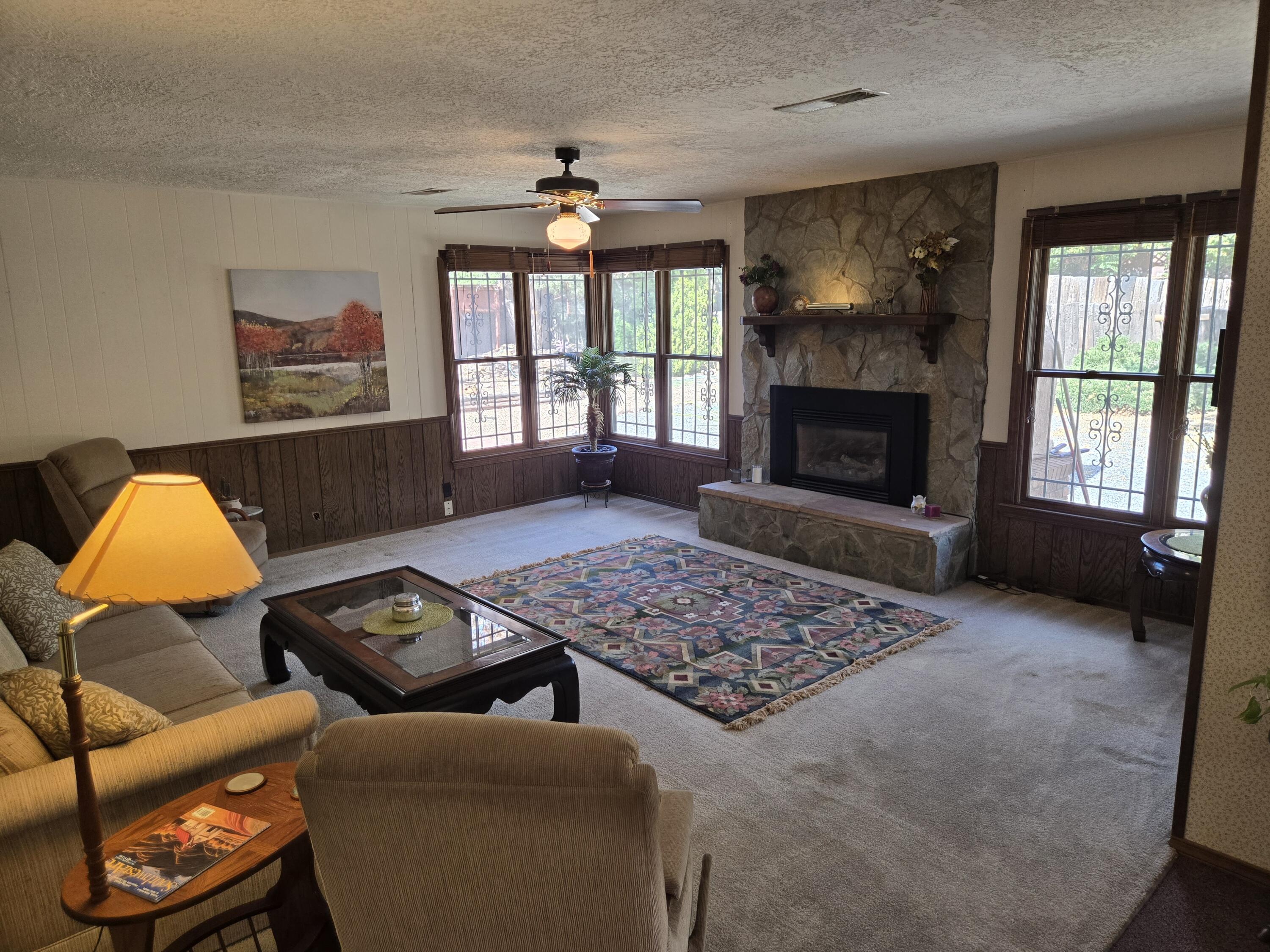 2830 CASA DEL NORTE Drive NE