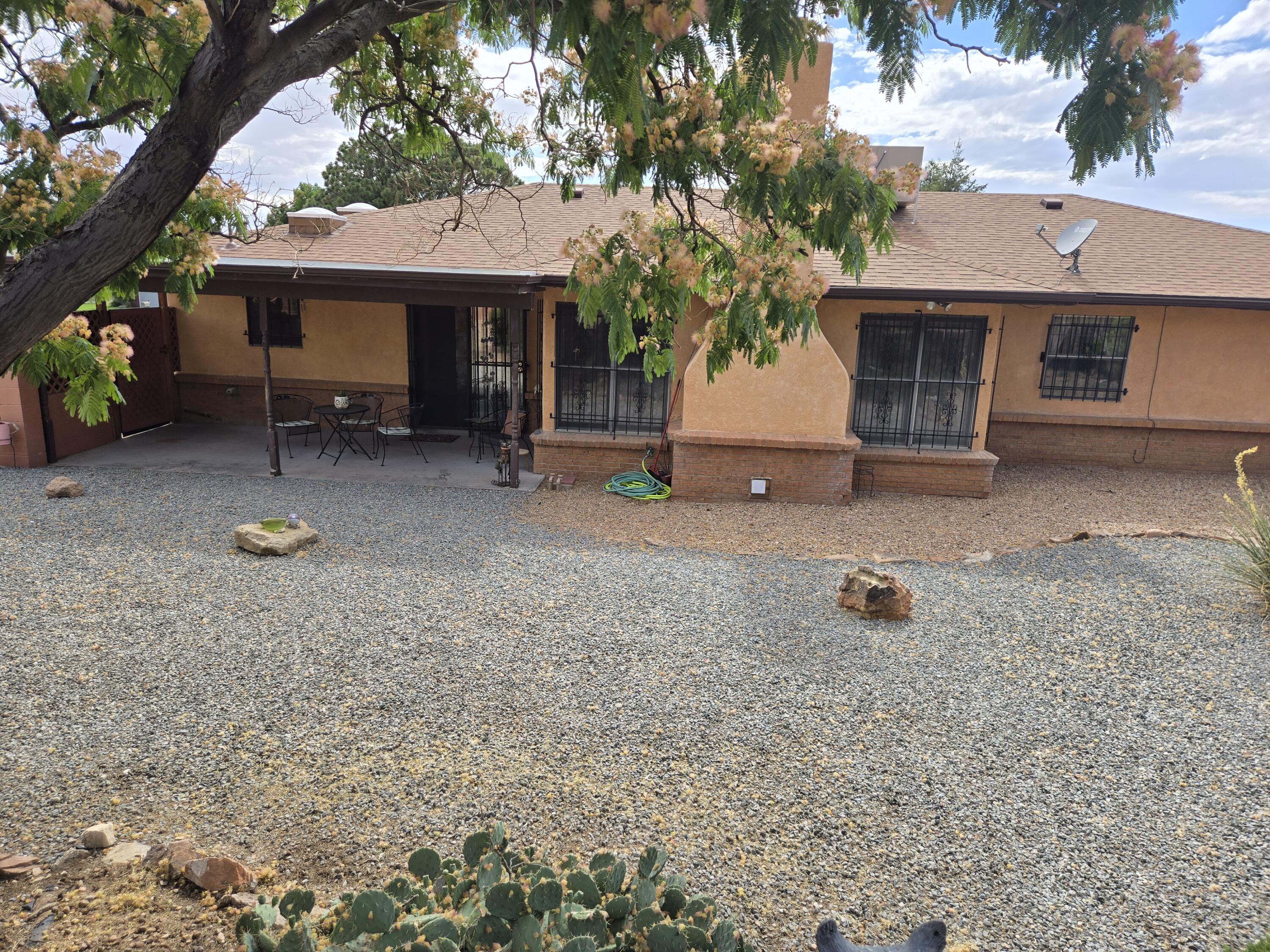 2830 CASA DEL NORTE Drive NE