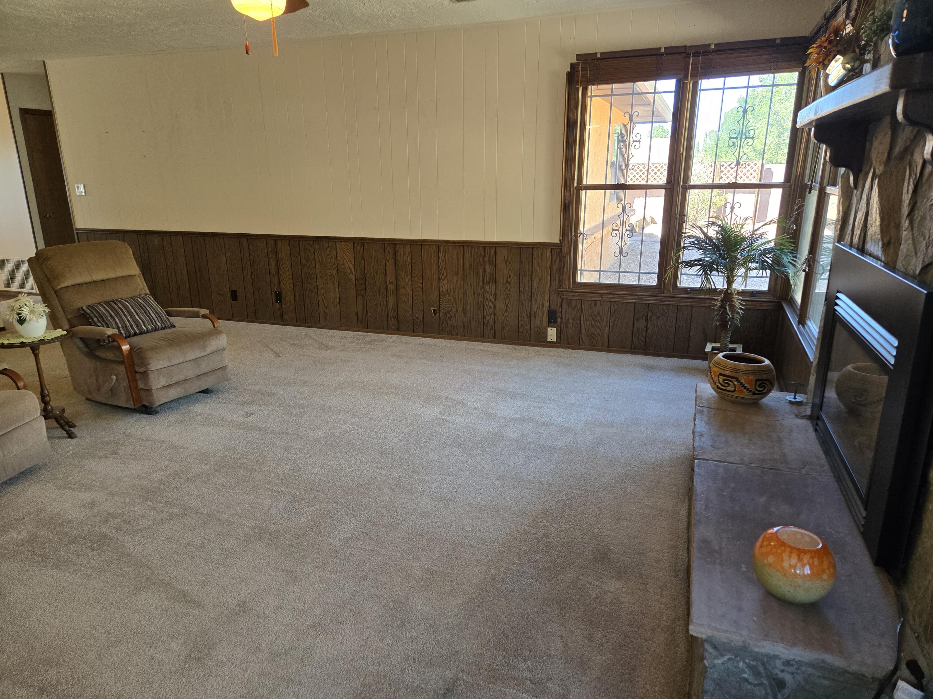 2830 CASA DEL NORTE Drive NE