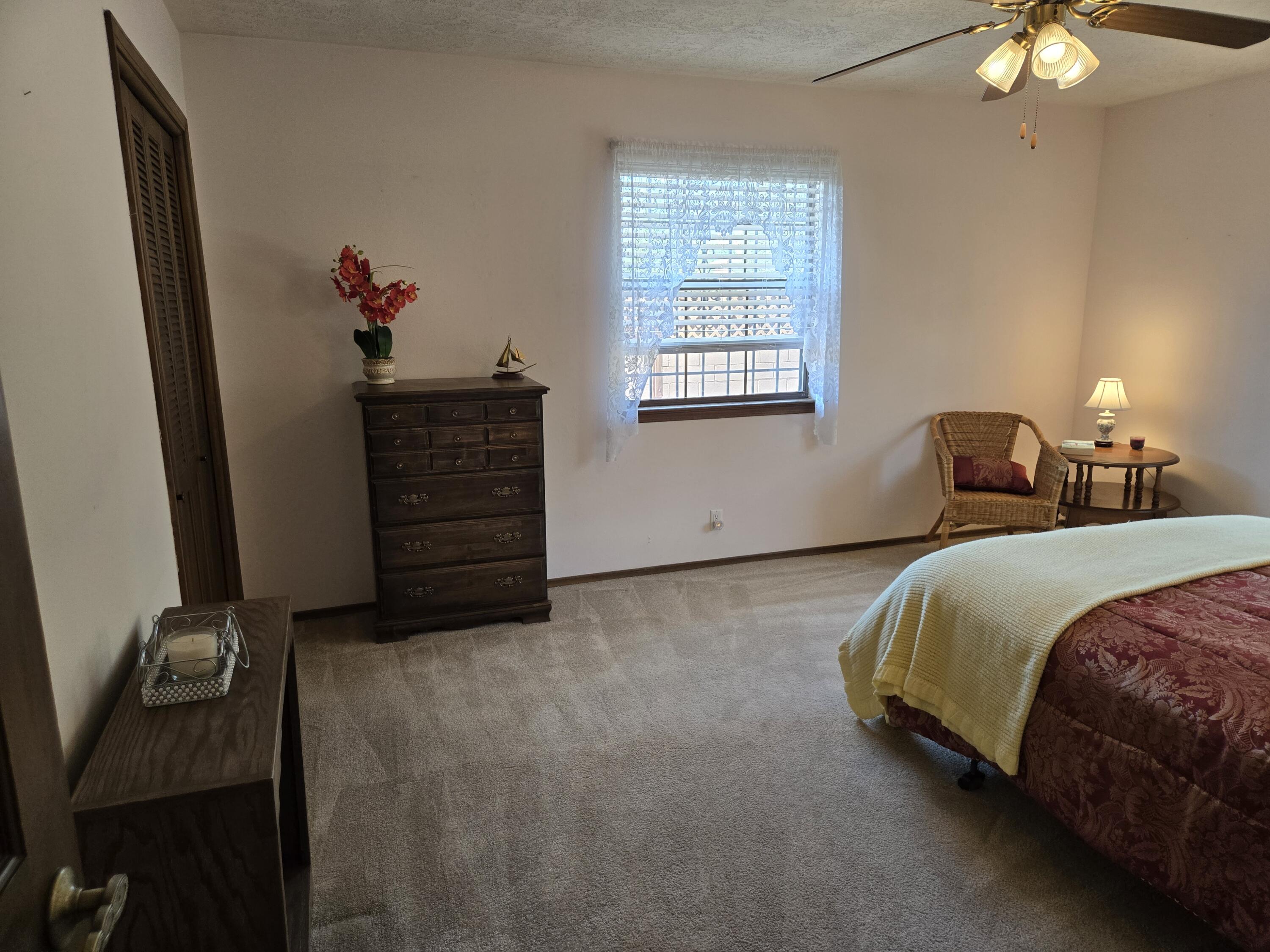 2830 CASA DEL NORTE Drive NE