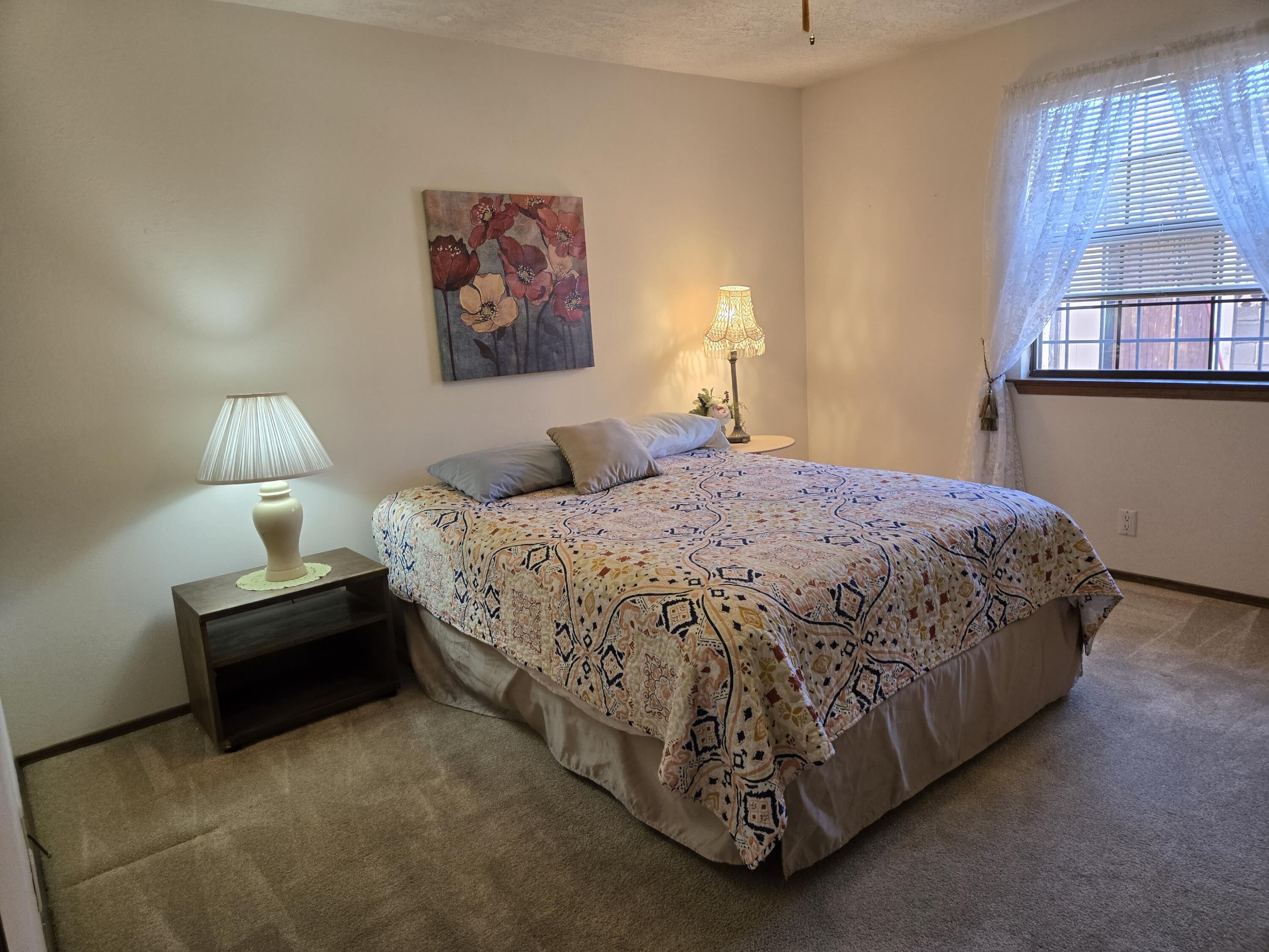 2830 CASA DEL NORTE Drive NE