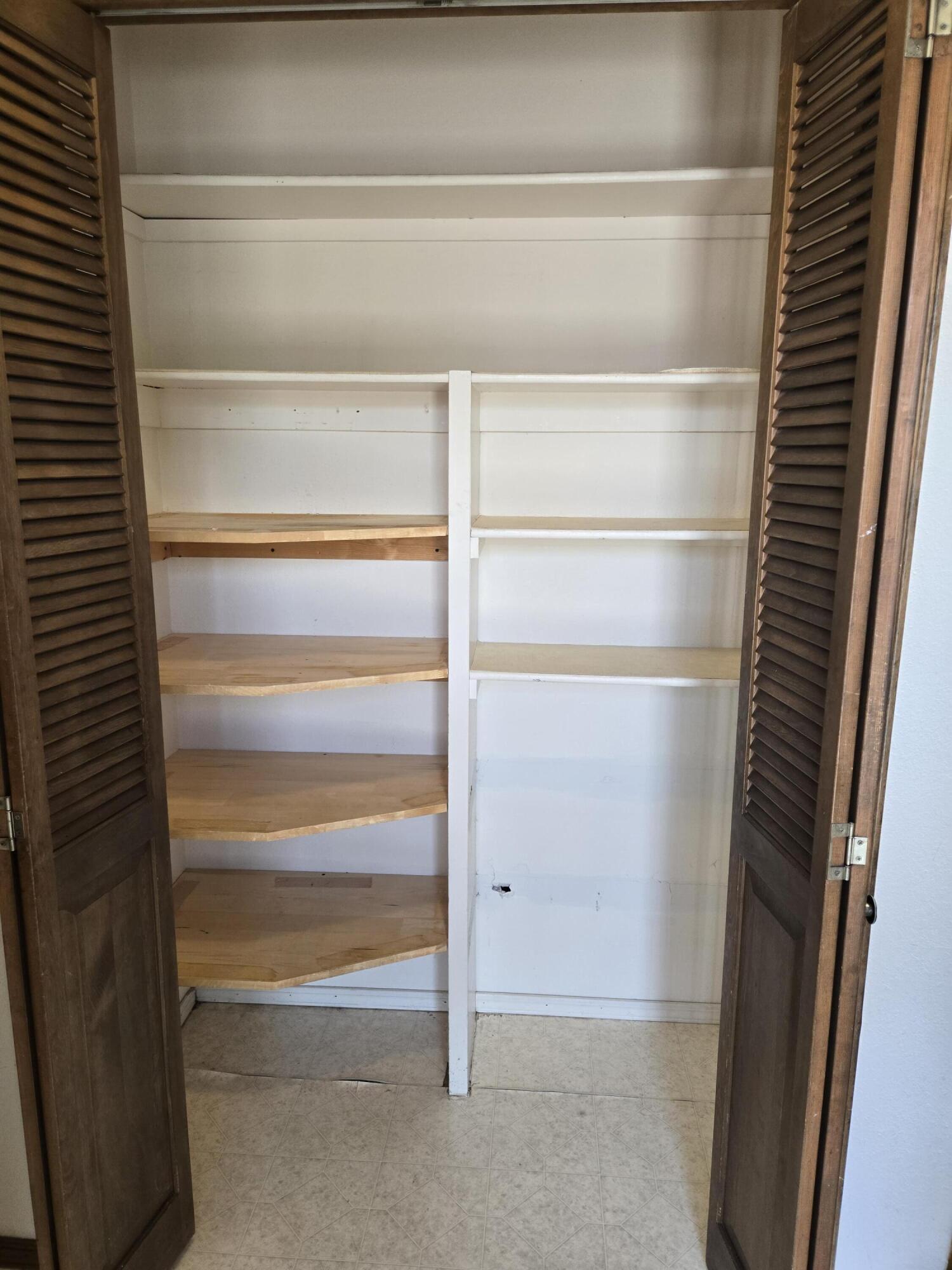 2830 CASA DEL NORTE Drive NE