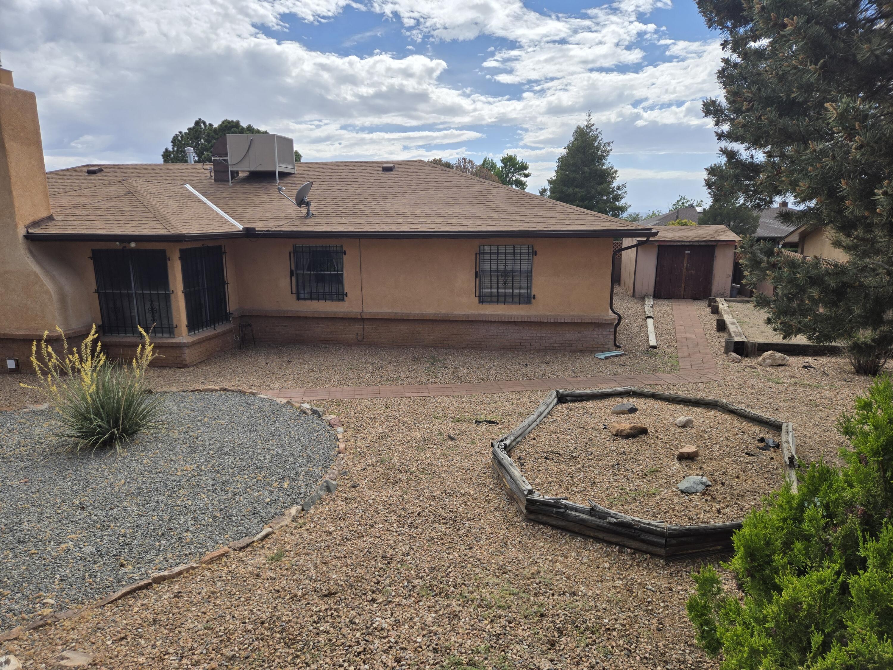 2830 CASA DEL NORTE Drive NE