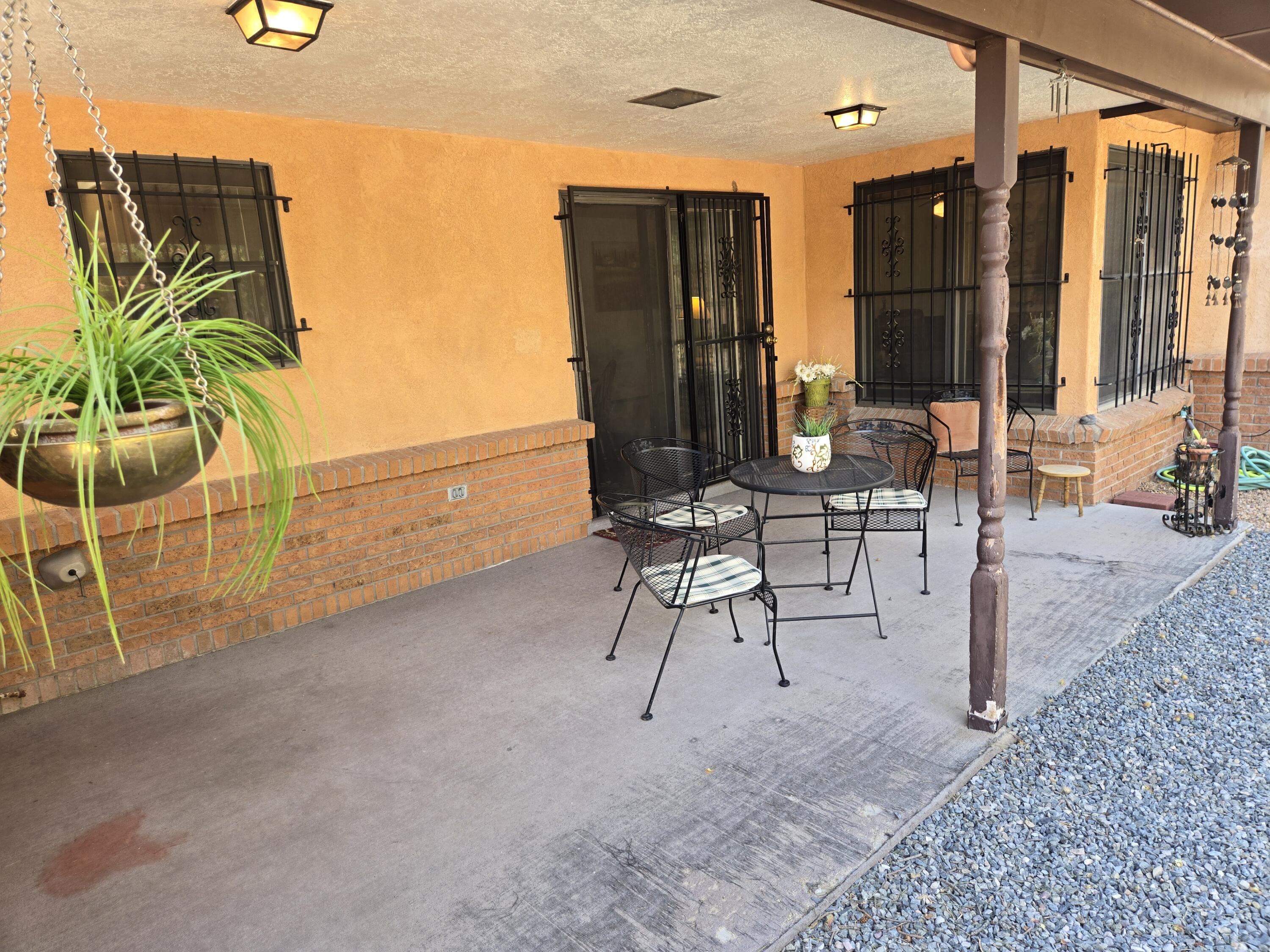 2830 CASA DEL NORTE Drive NE