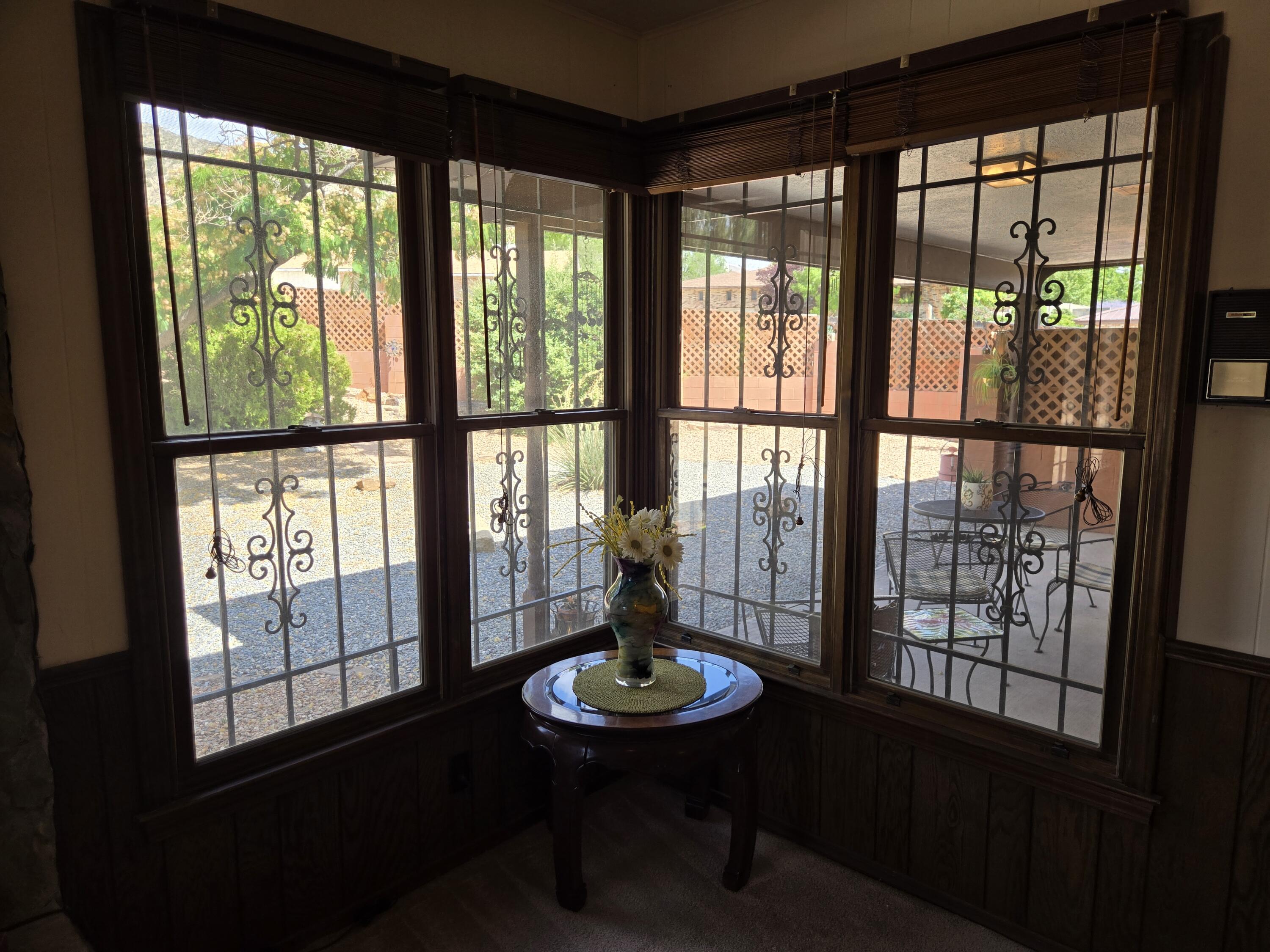 2830 CASA DEL NORTE Drive NE