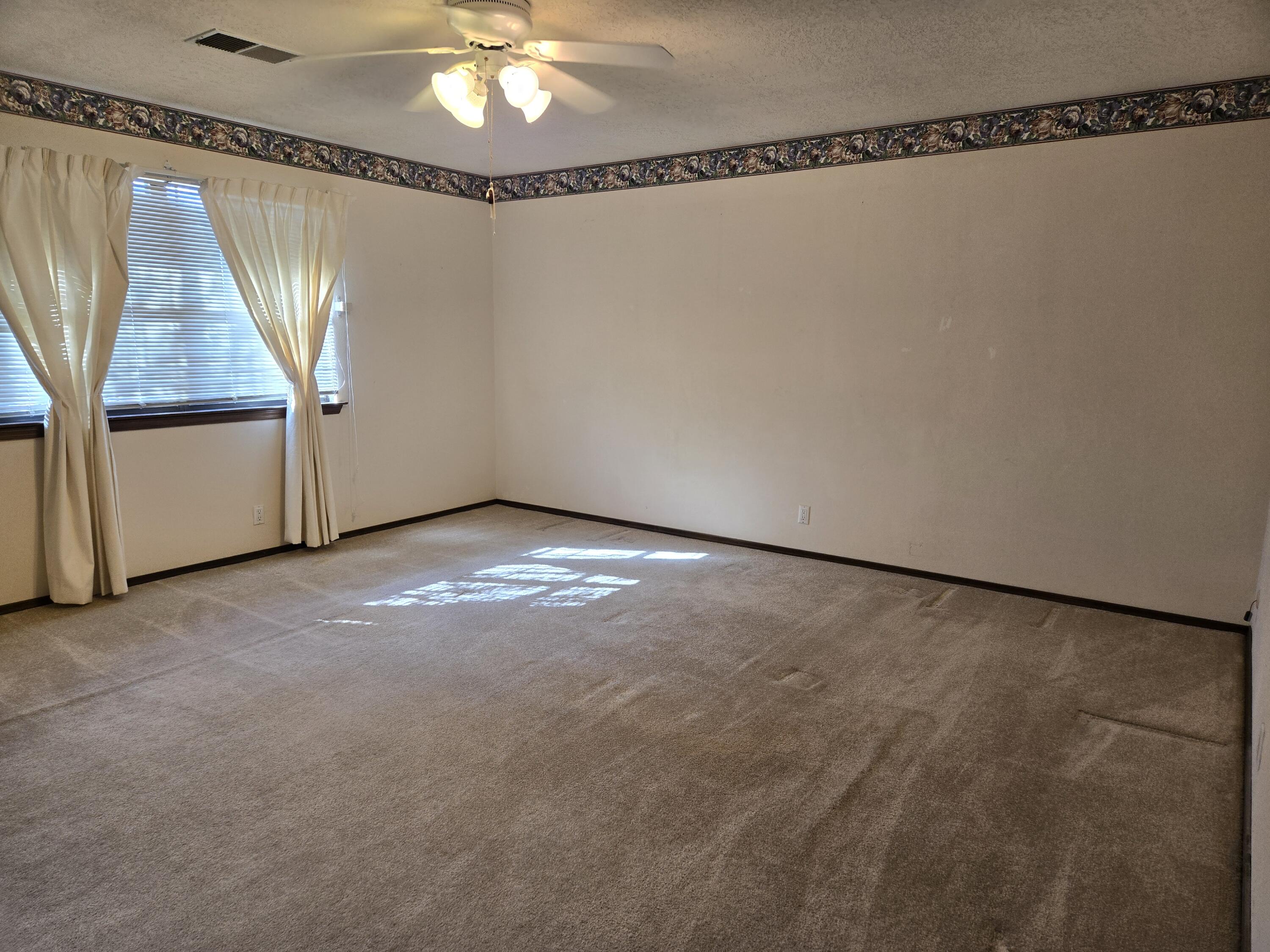 2830 CASA DEL NORTE Drive NE