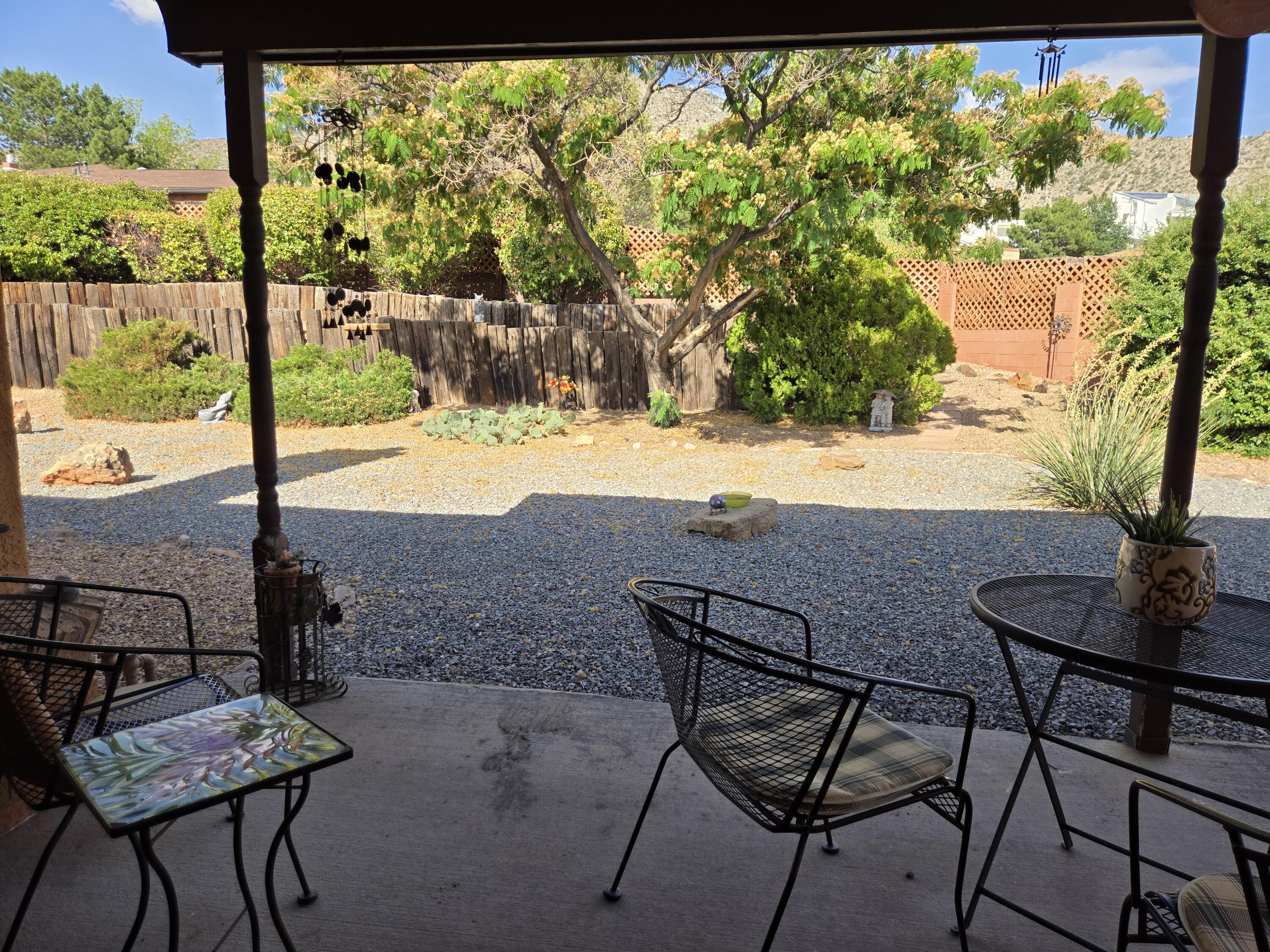 2830 CASA DEL NORTE Drive NE