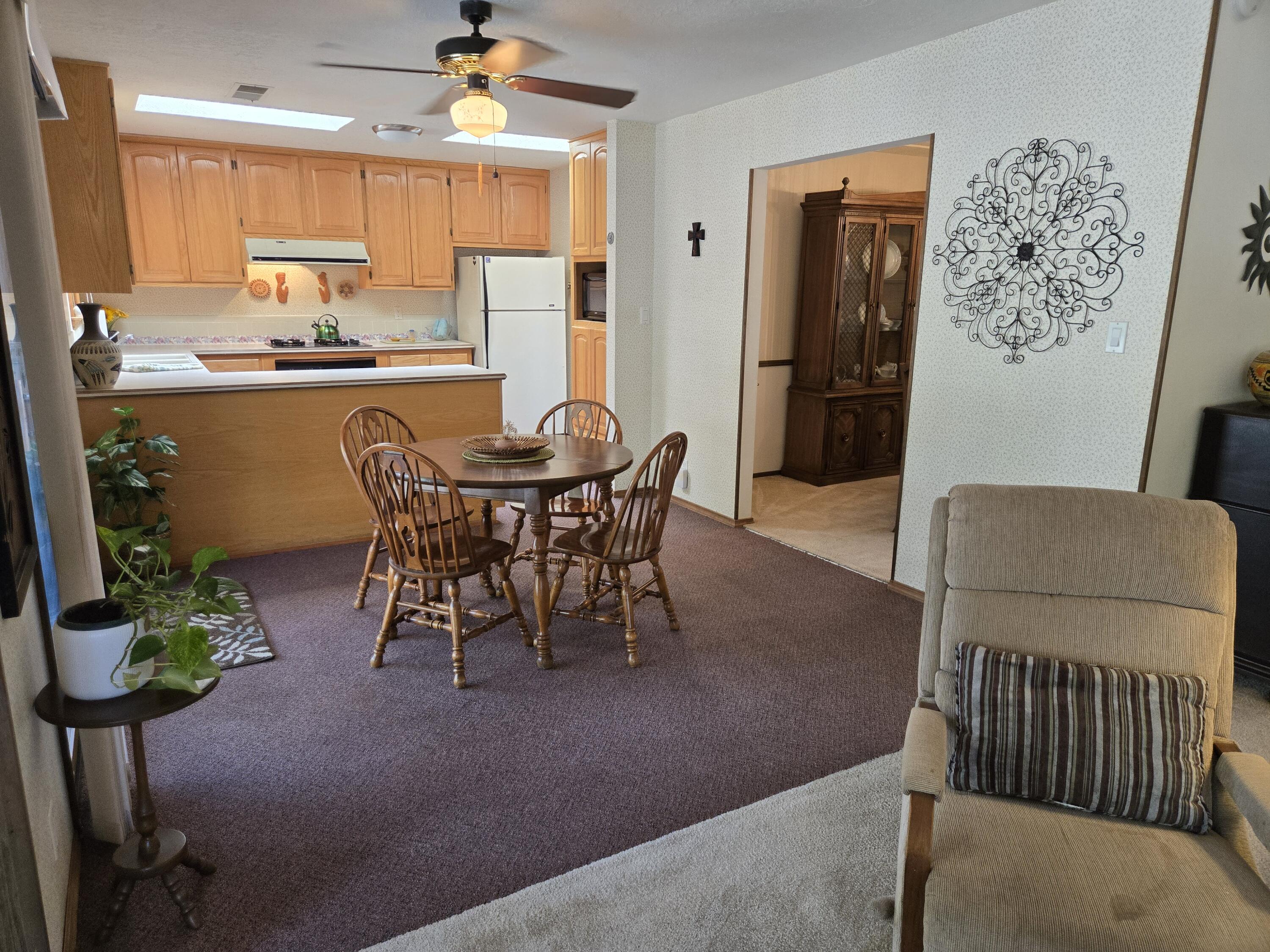 2830 CASA DEL NORTE Drive NE