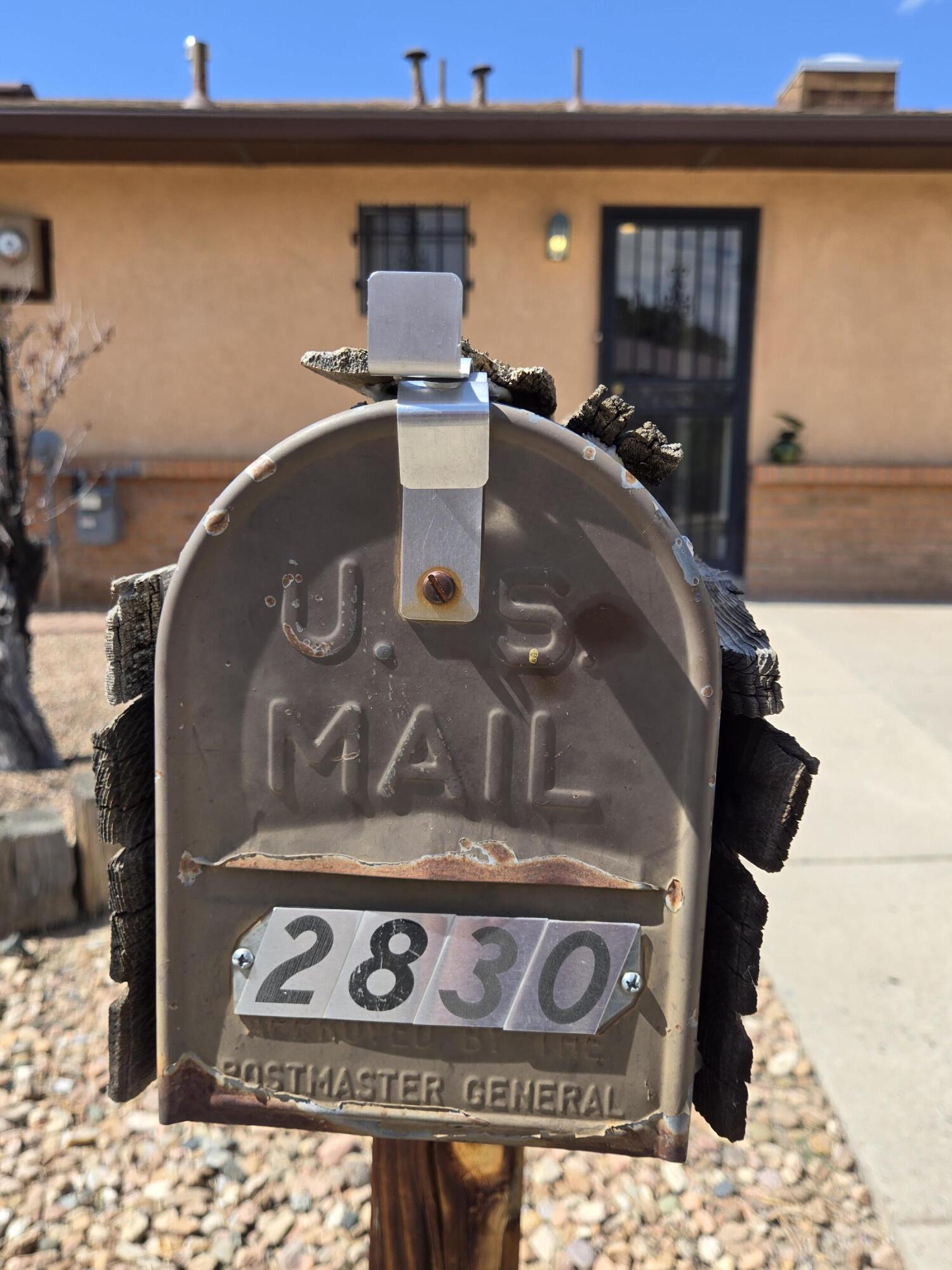 2830 CASA DEL NORTE Drive NE