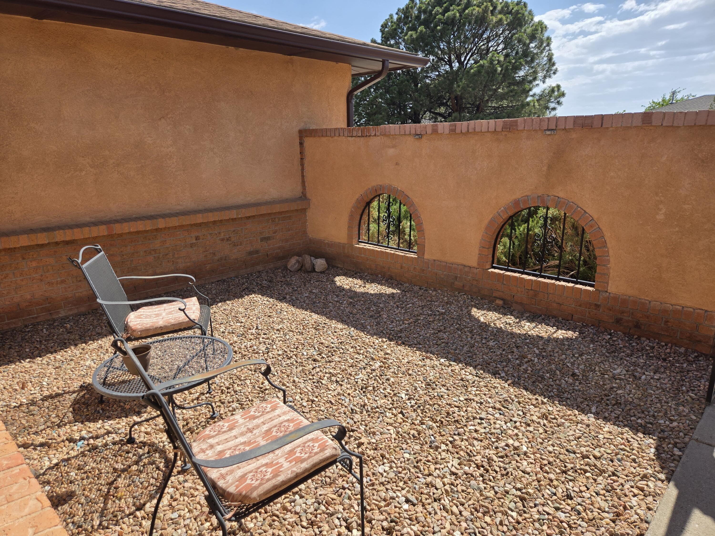 2830 CASA DEL NORTE Drive NE