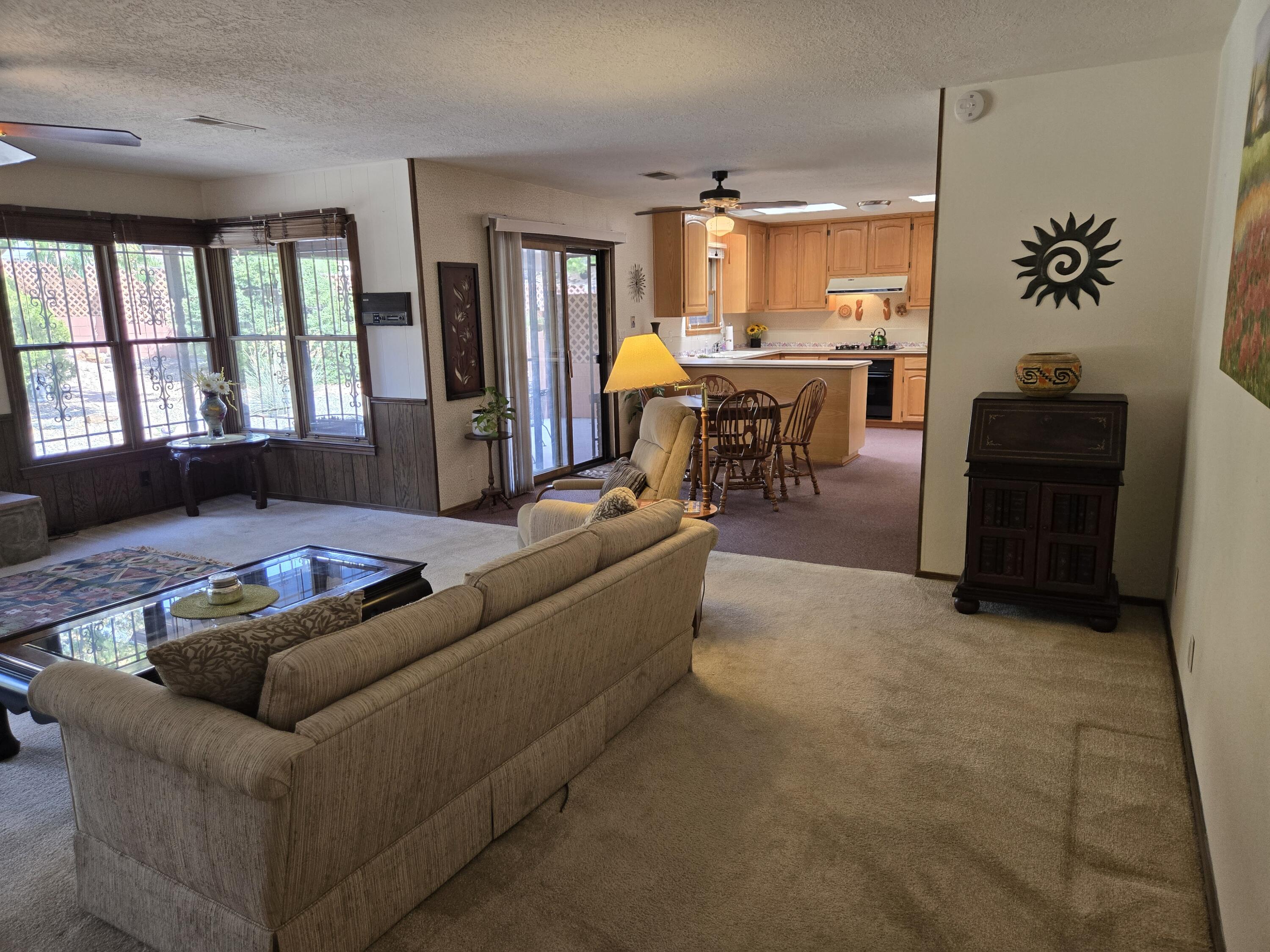 2830 CASA DEL NORTE Drive NE