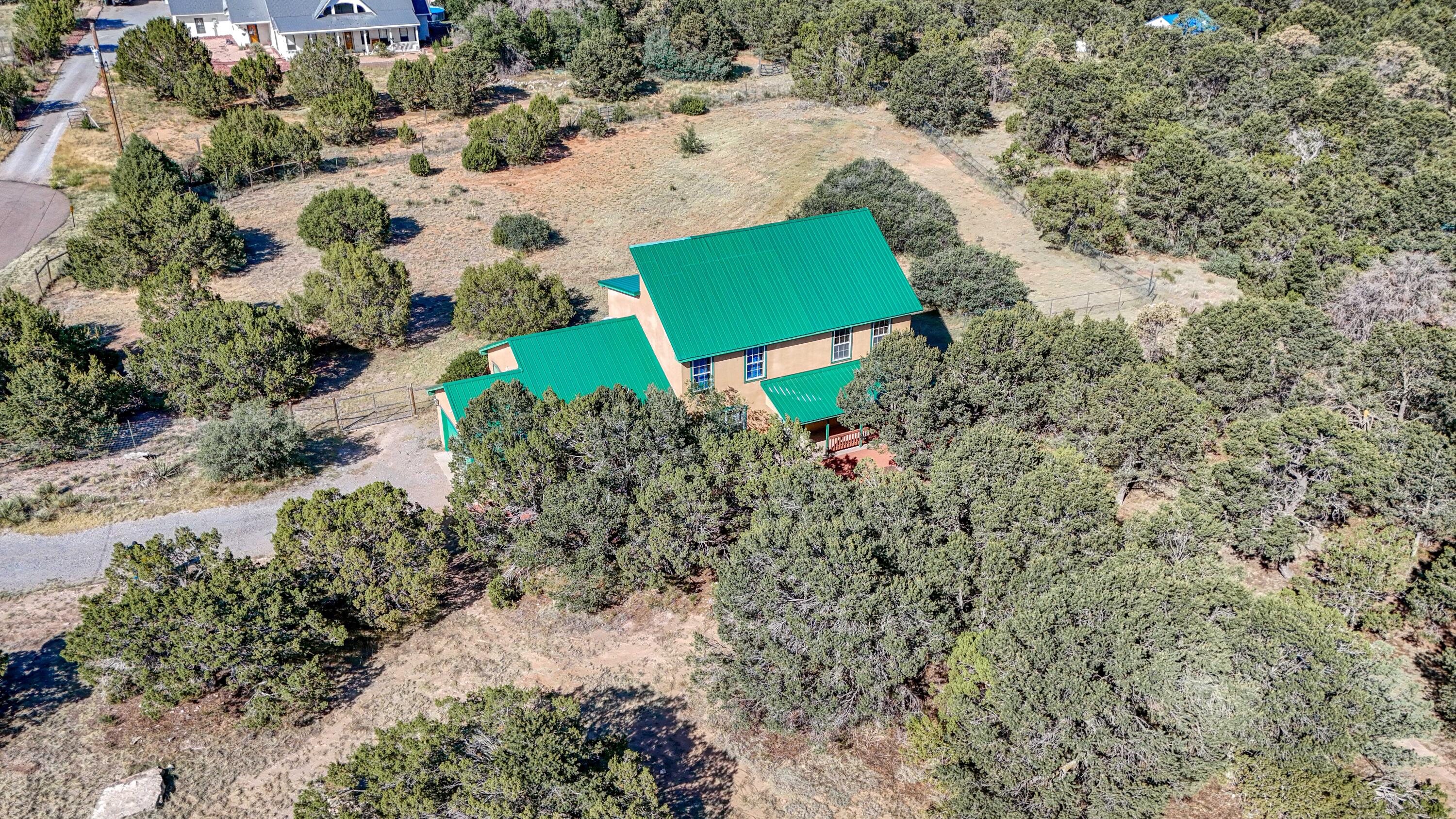 10 QUAIL RUN Road