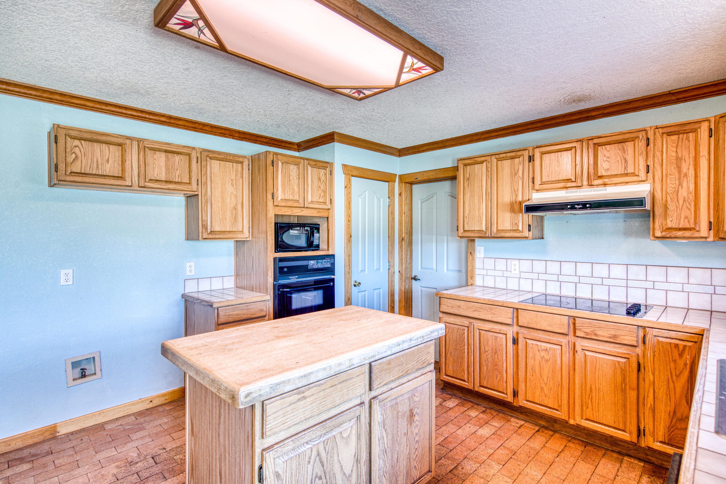 10 QUAIL RUN Road