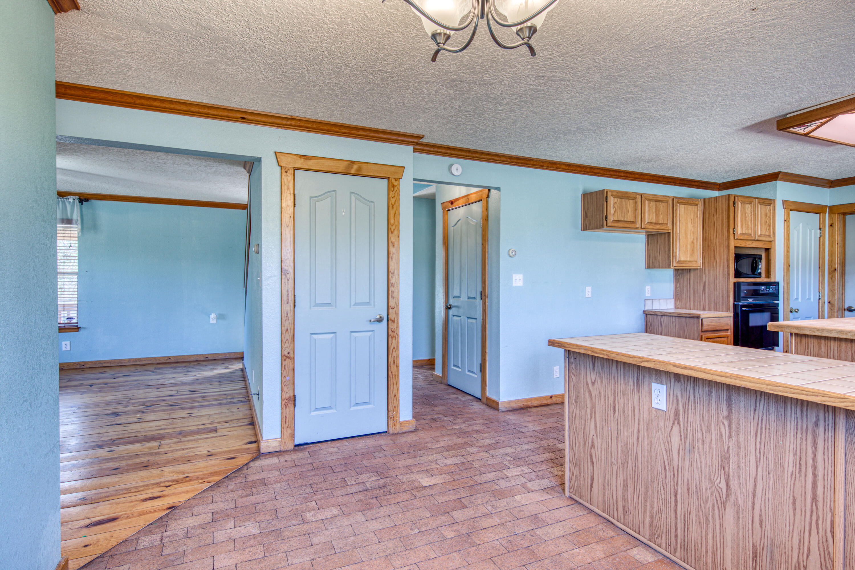 10 QUAIL RUN Road