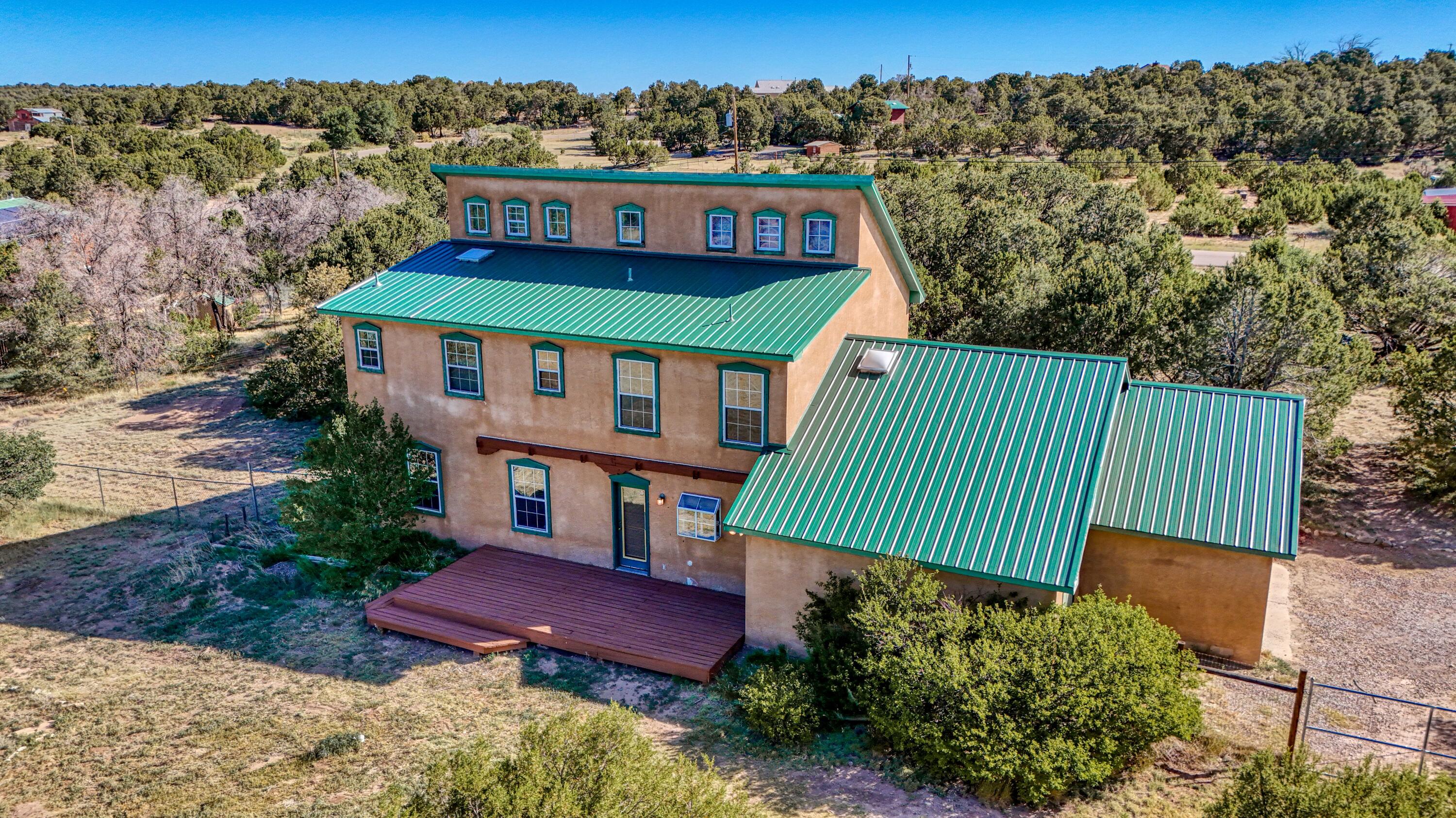 10 QUAIL RUN Road