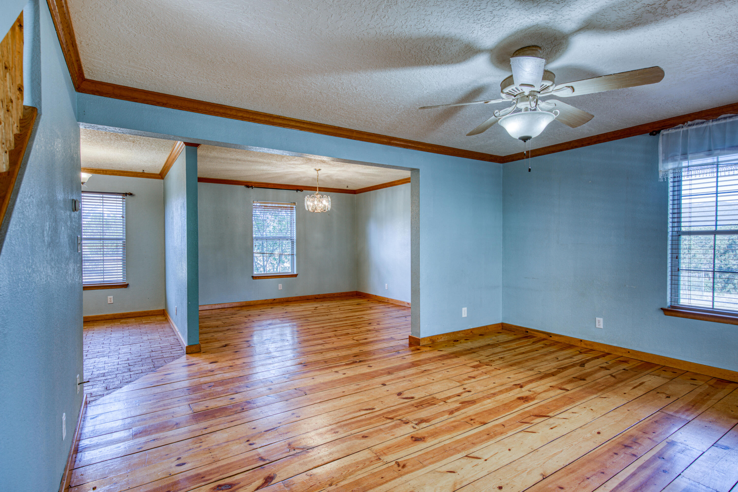 10 QUAIL RUN Road