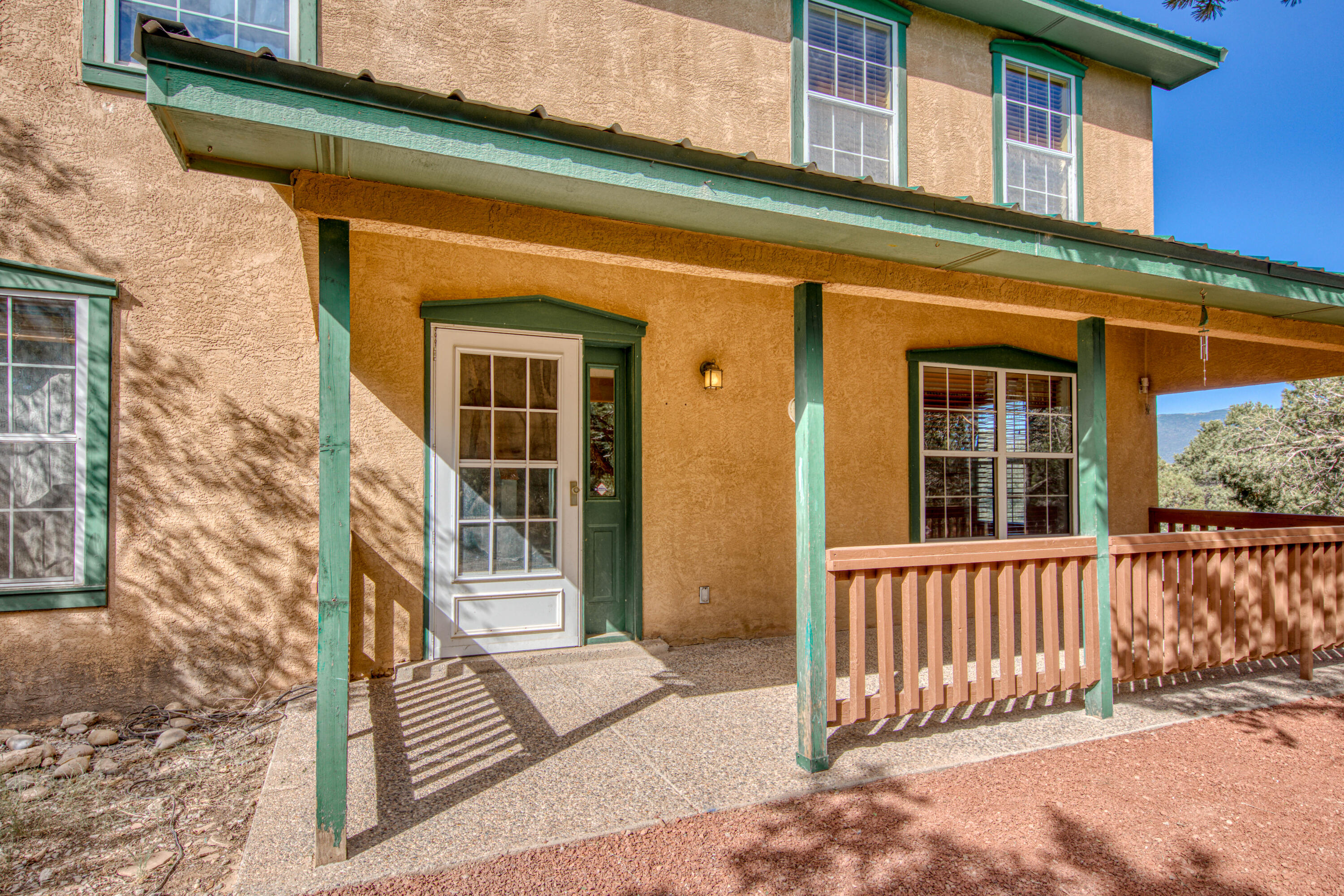 10 QUAIL RUN Road