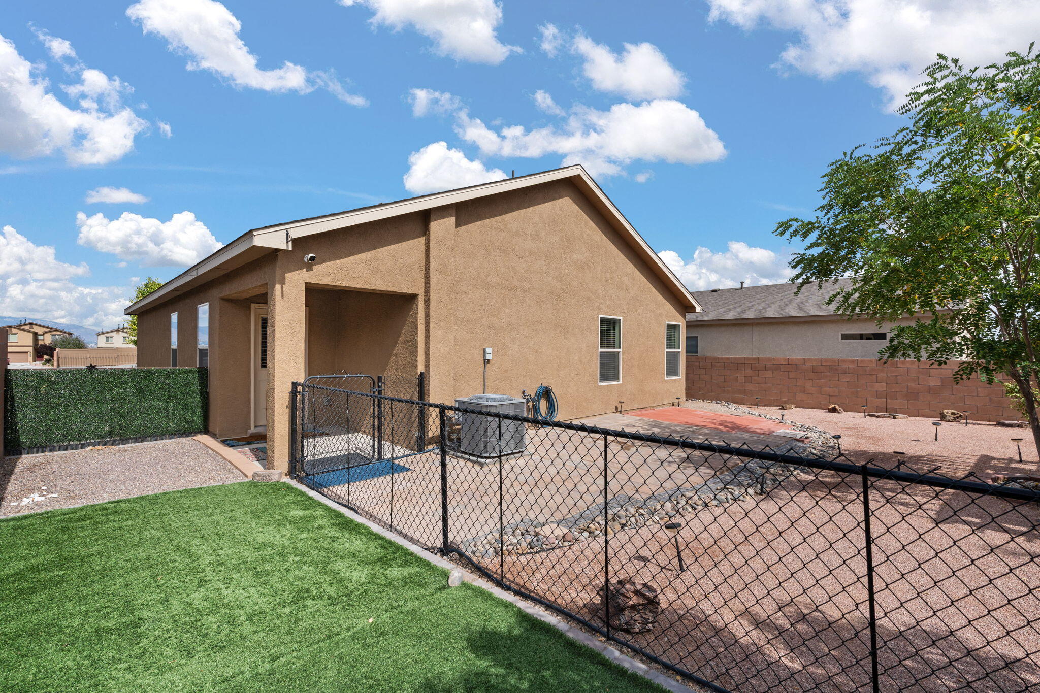 2315 DEL TIMBRE Lane SW