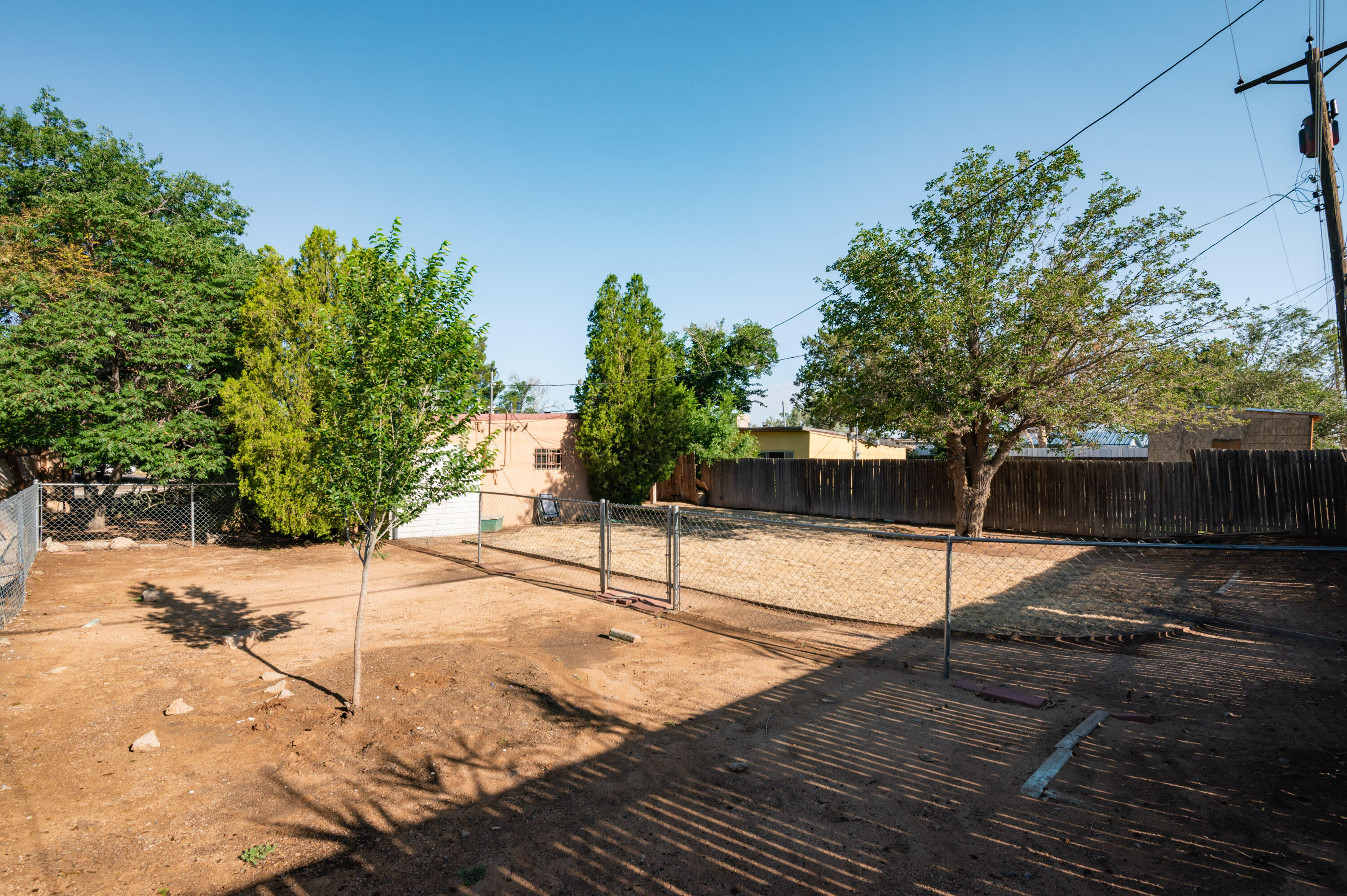 3434 MONTCLAIRE Drive NE