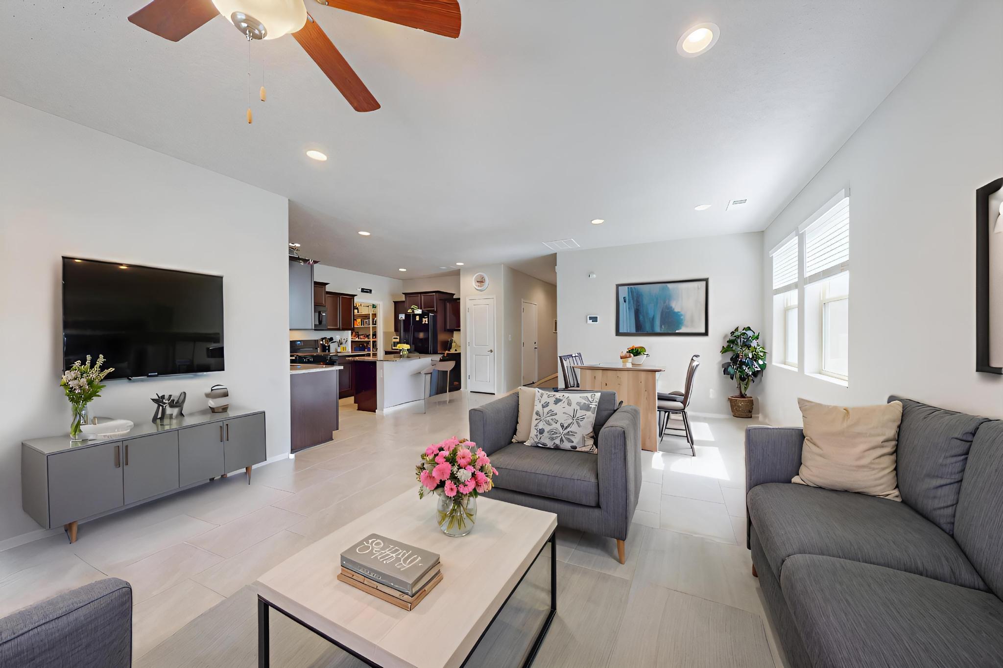 1854 VALLE VISTA Road NW