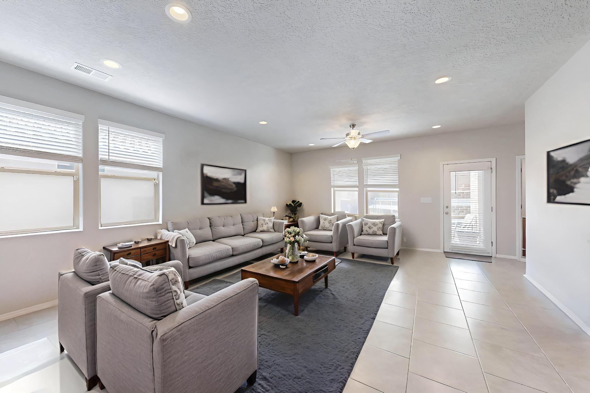 1854 VALLE VISTA Road NW