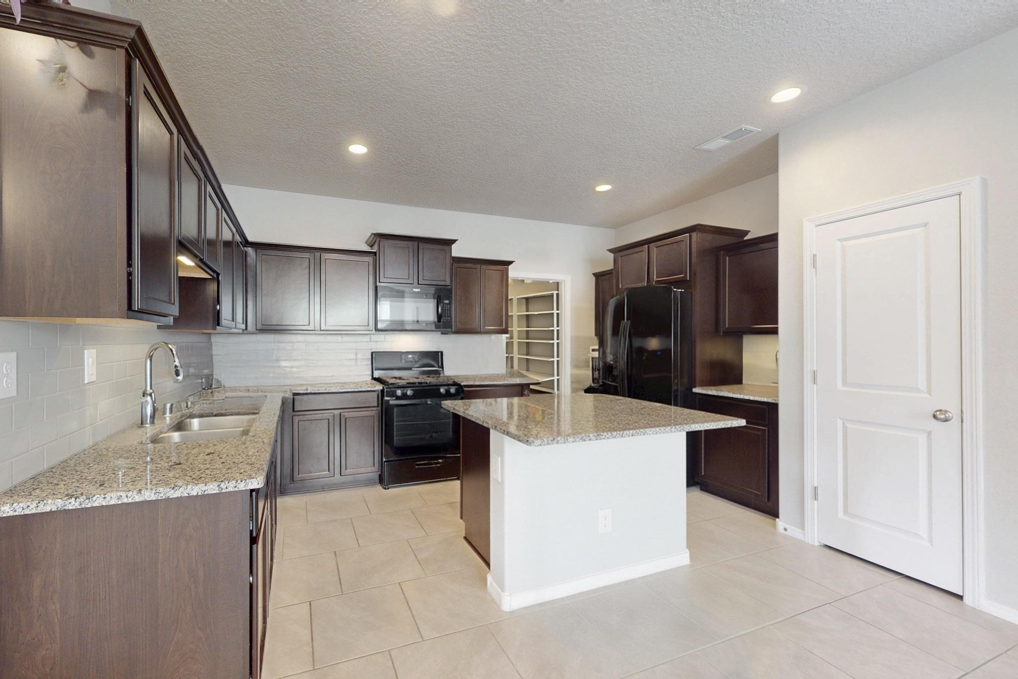 1854 VALLE VISTA Road NW