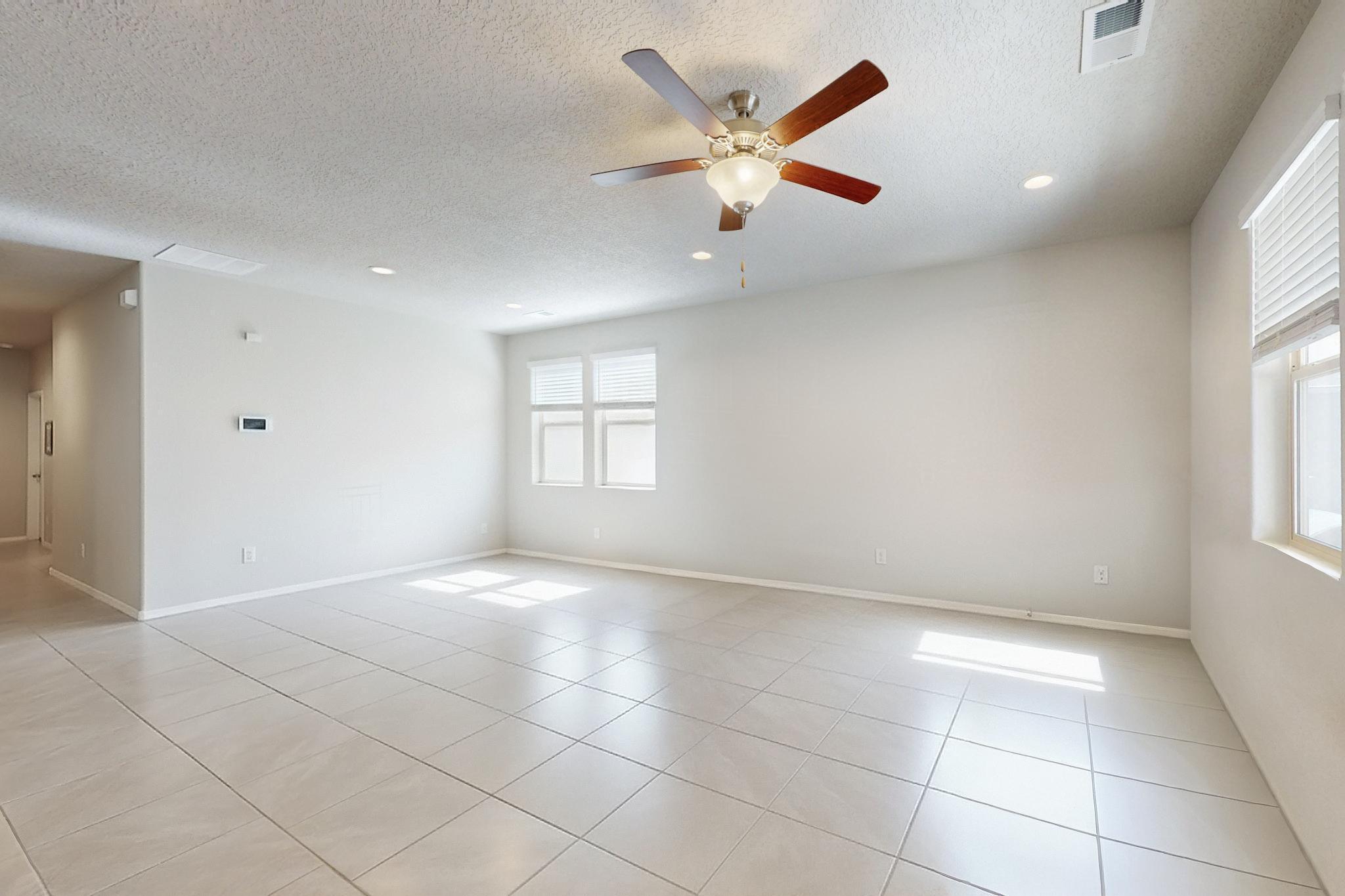 1854 VALLE VISTA Road NW