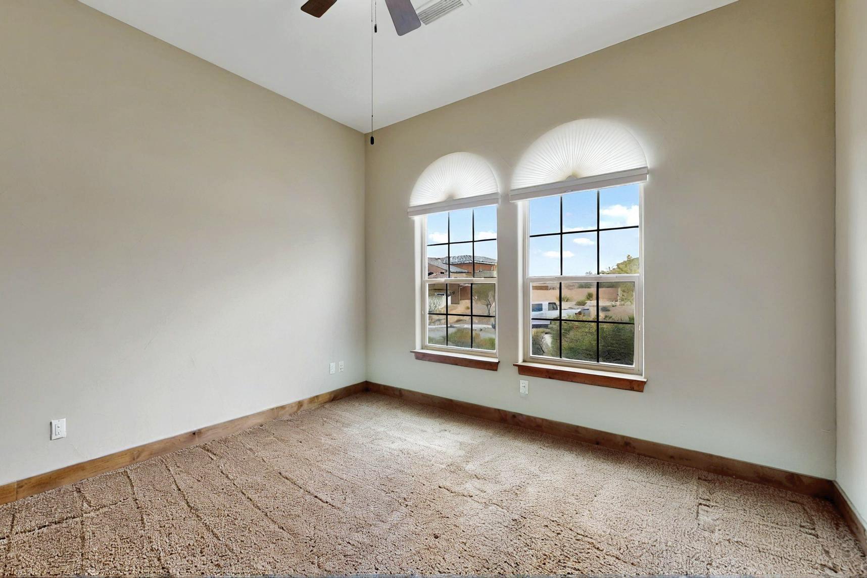 2413 DESERT VIEW Road NE