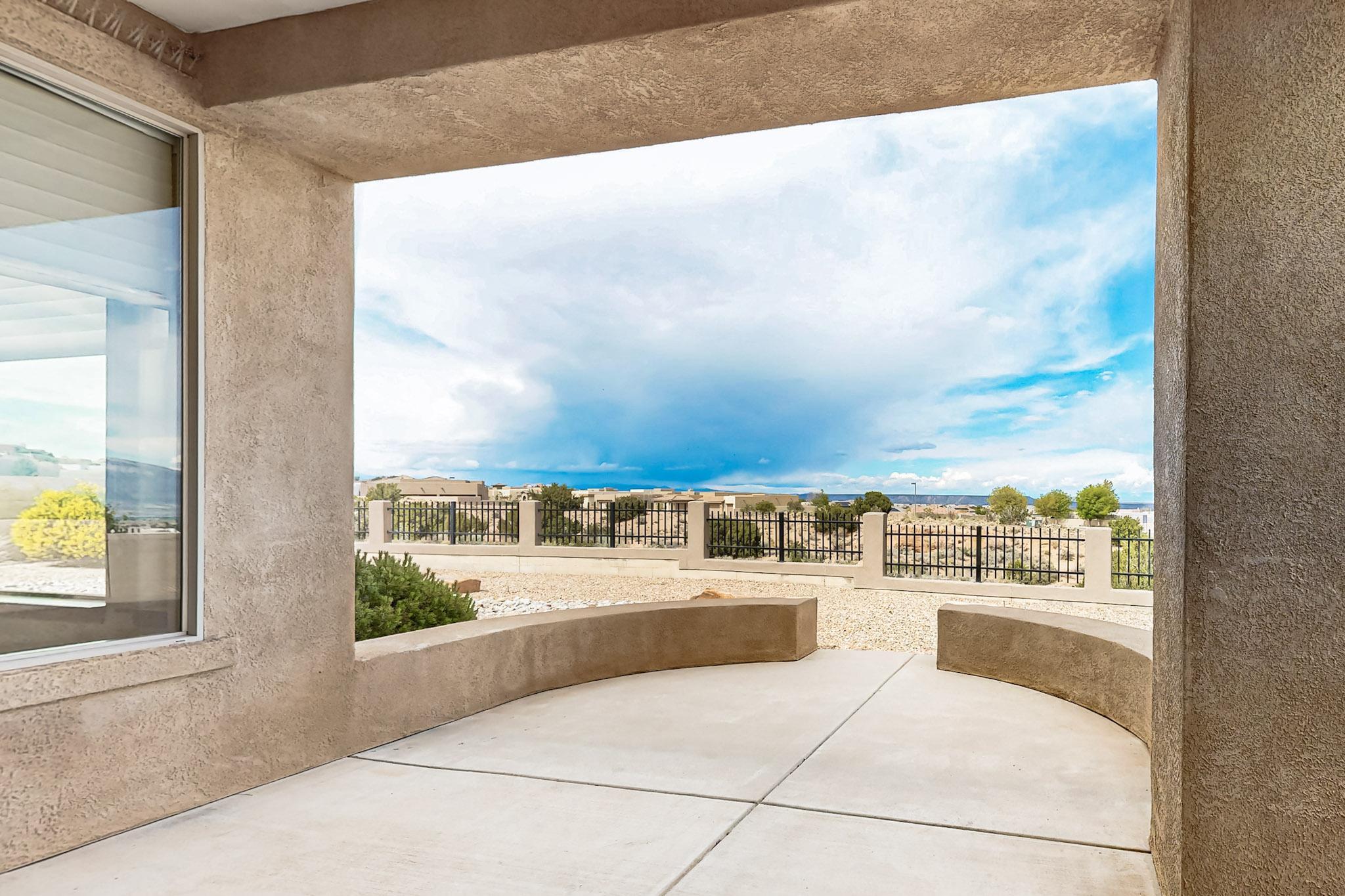 2413 DESERT VIEW Road NE