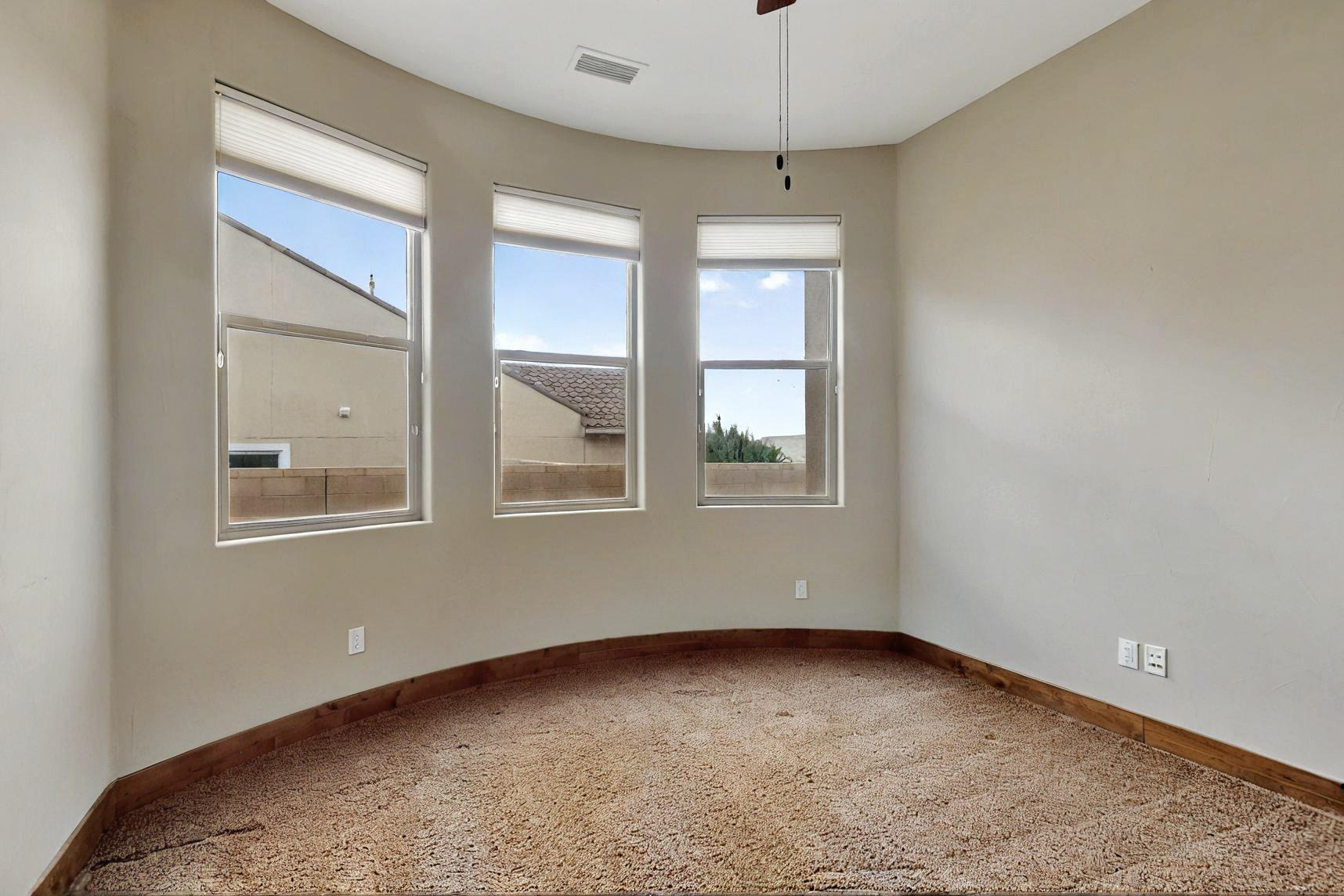 2413 DESERT VIEW Road NE