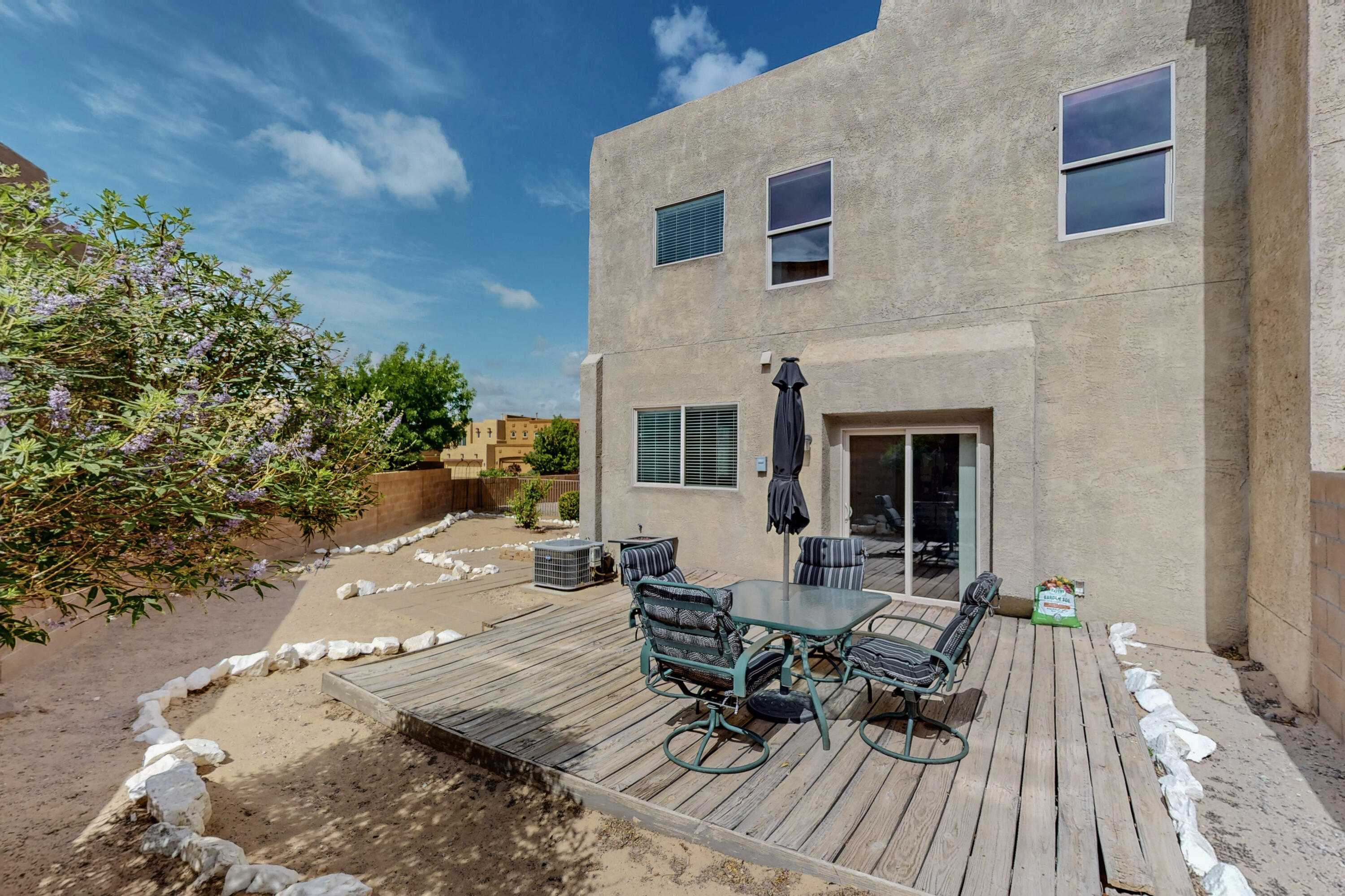 2353 CORTINA Loop SE