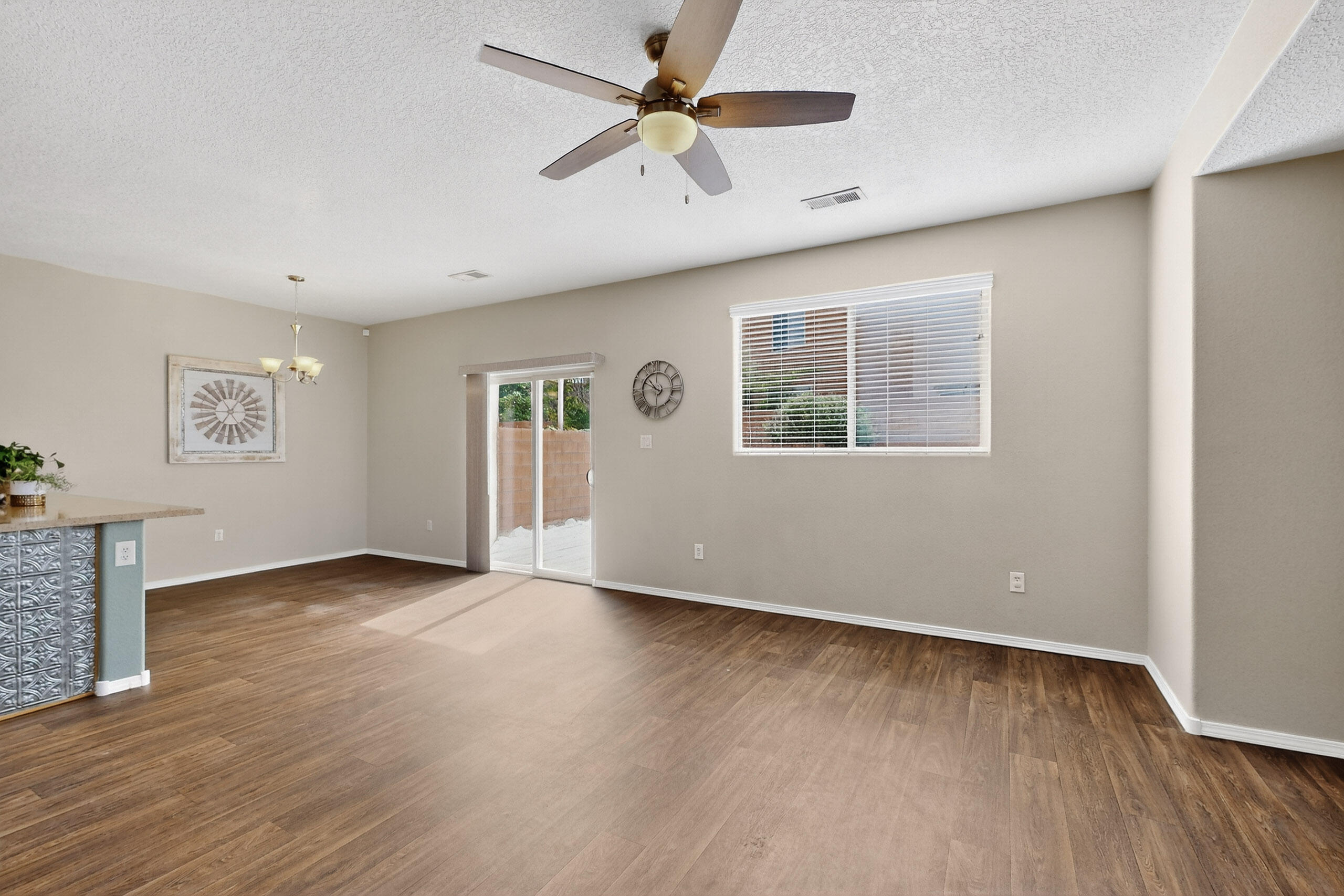 2353 CORTINA Loop SE