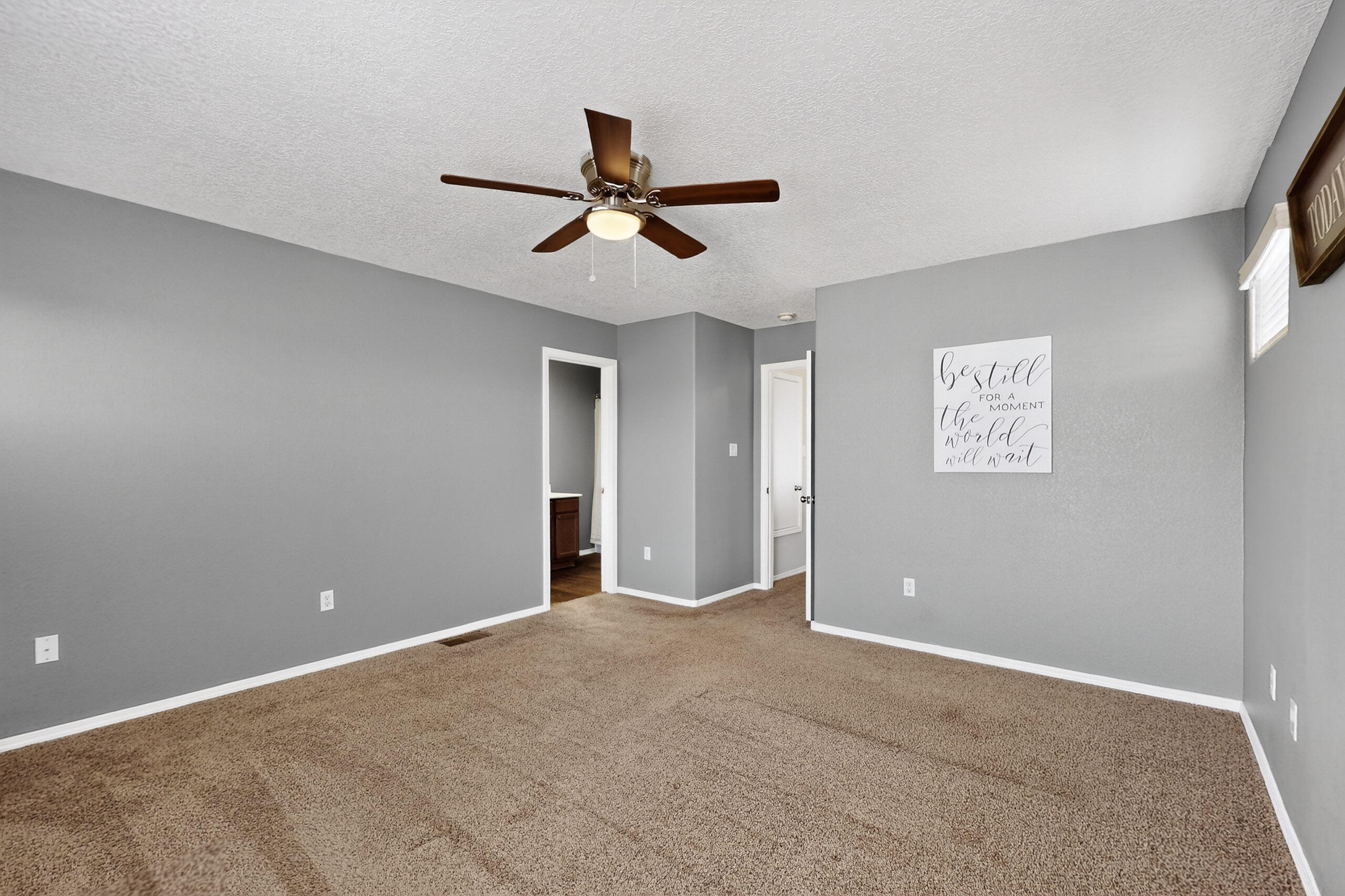 2353 CORTINA Loop SE