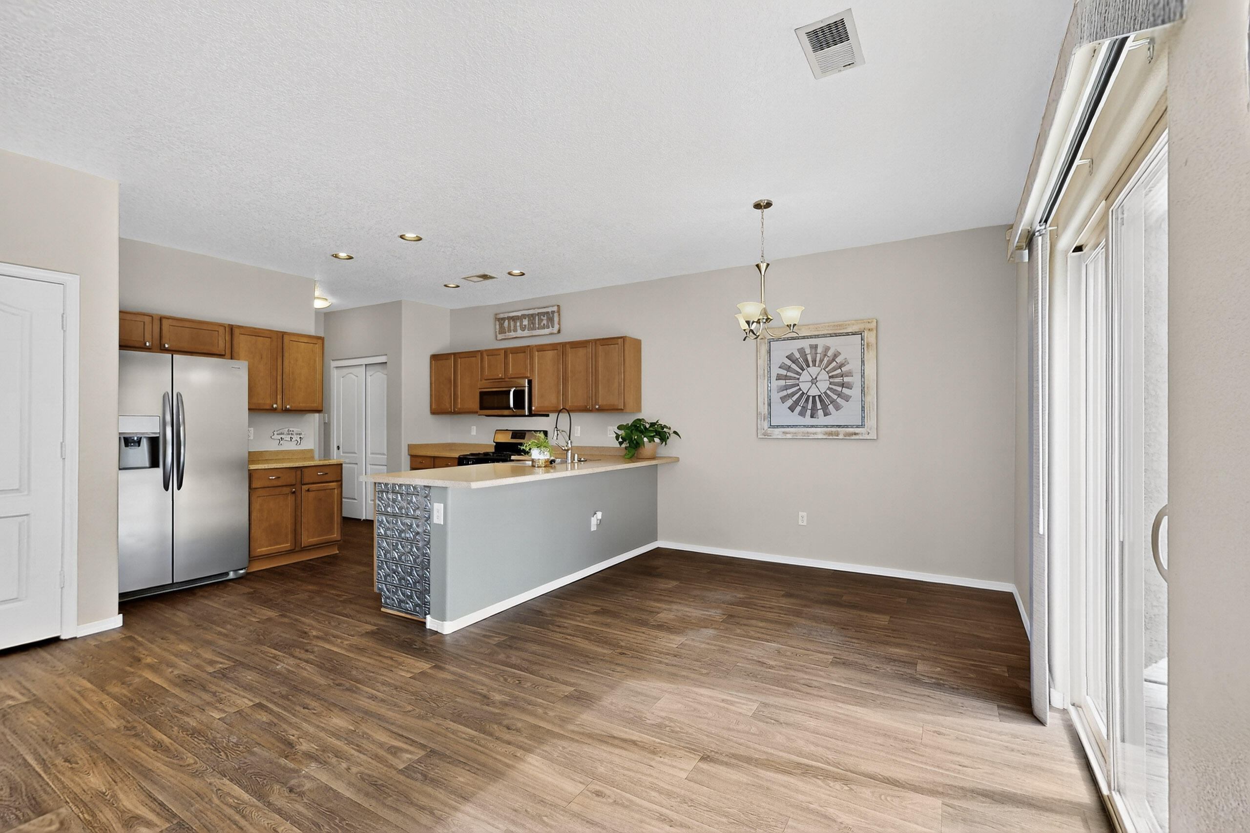 2353 CORTINA Loop SE