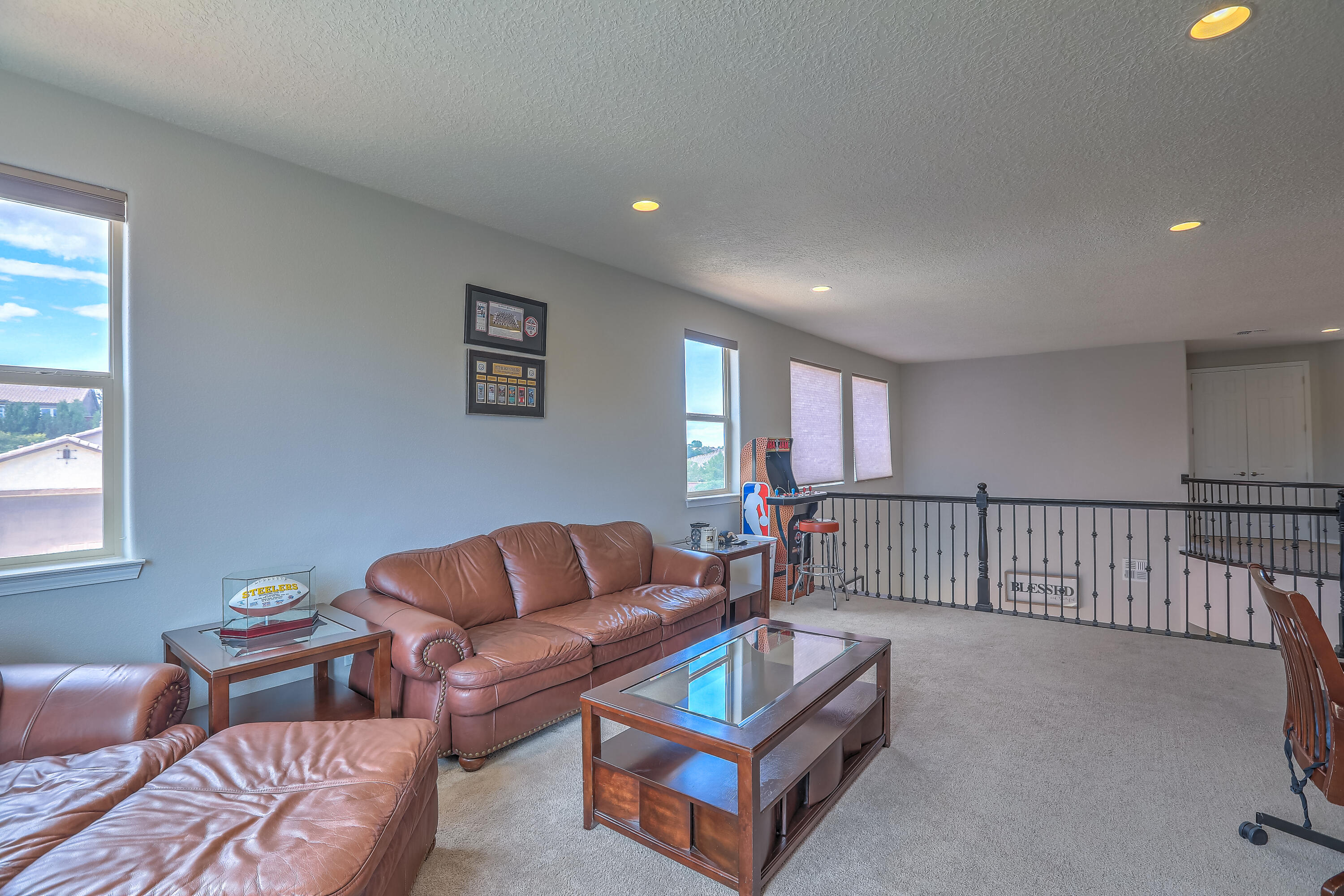 45 VISTA HERMOSA Place NE