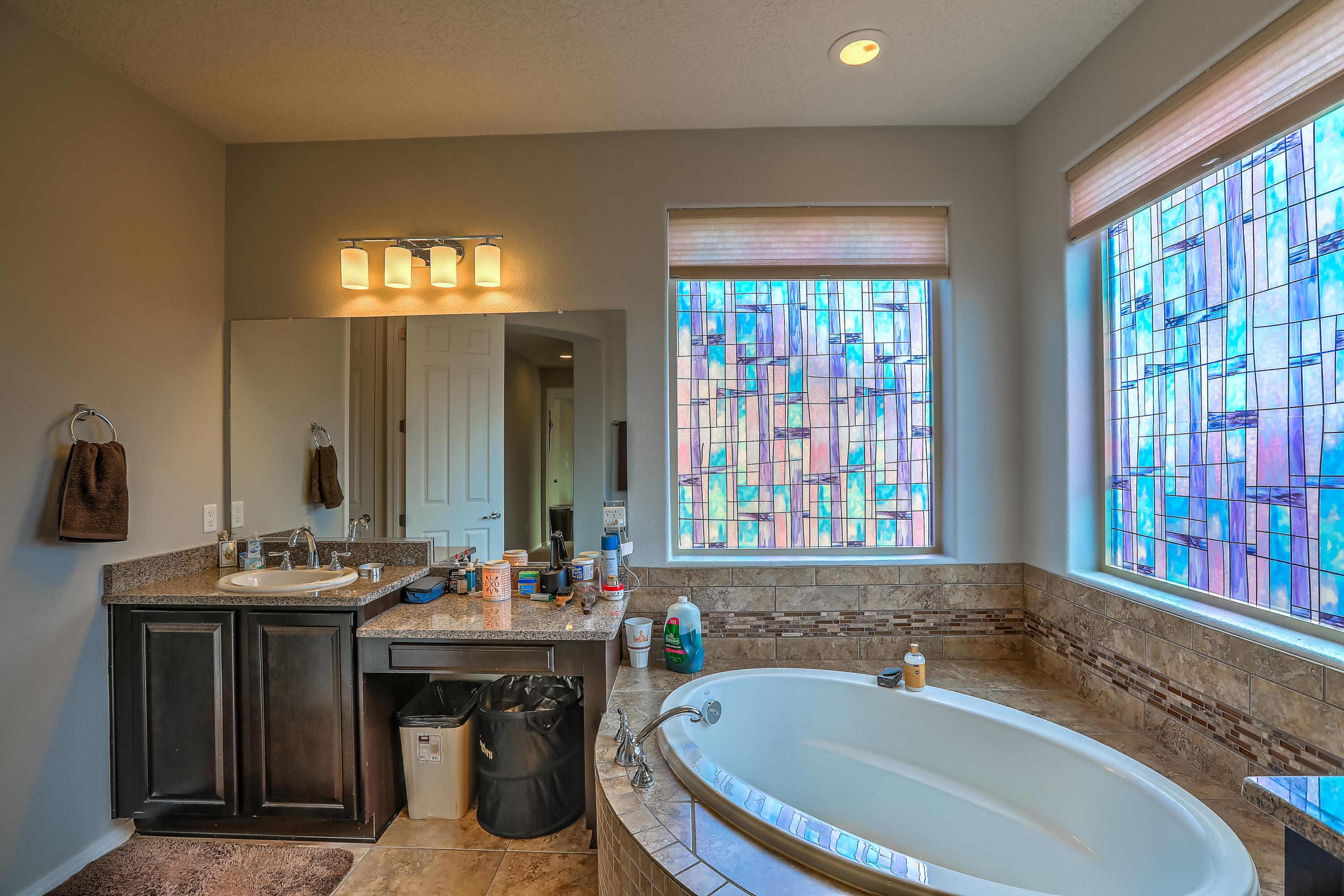45 VISTA HERMOSA Place NE