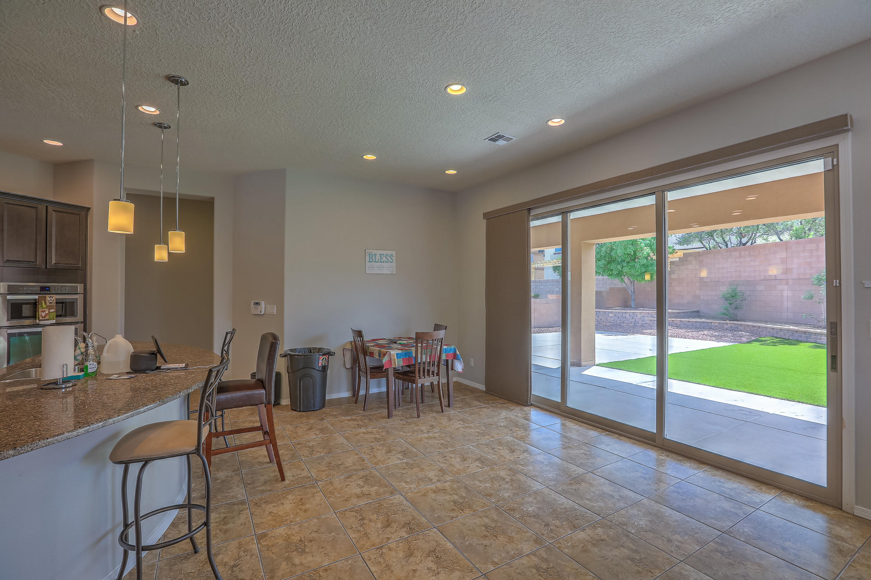 45 VISTA HERMOSA Place NE