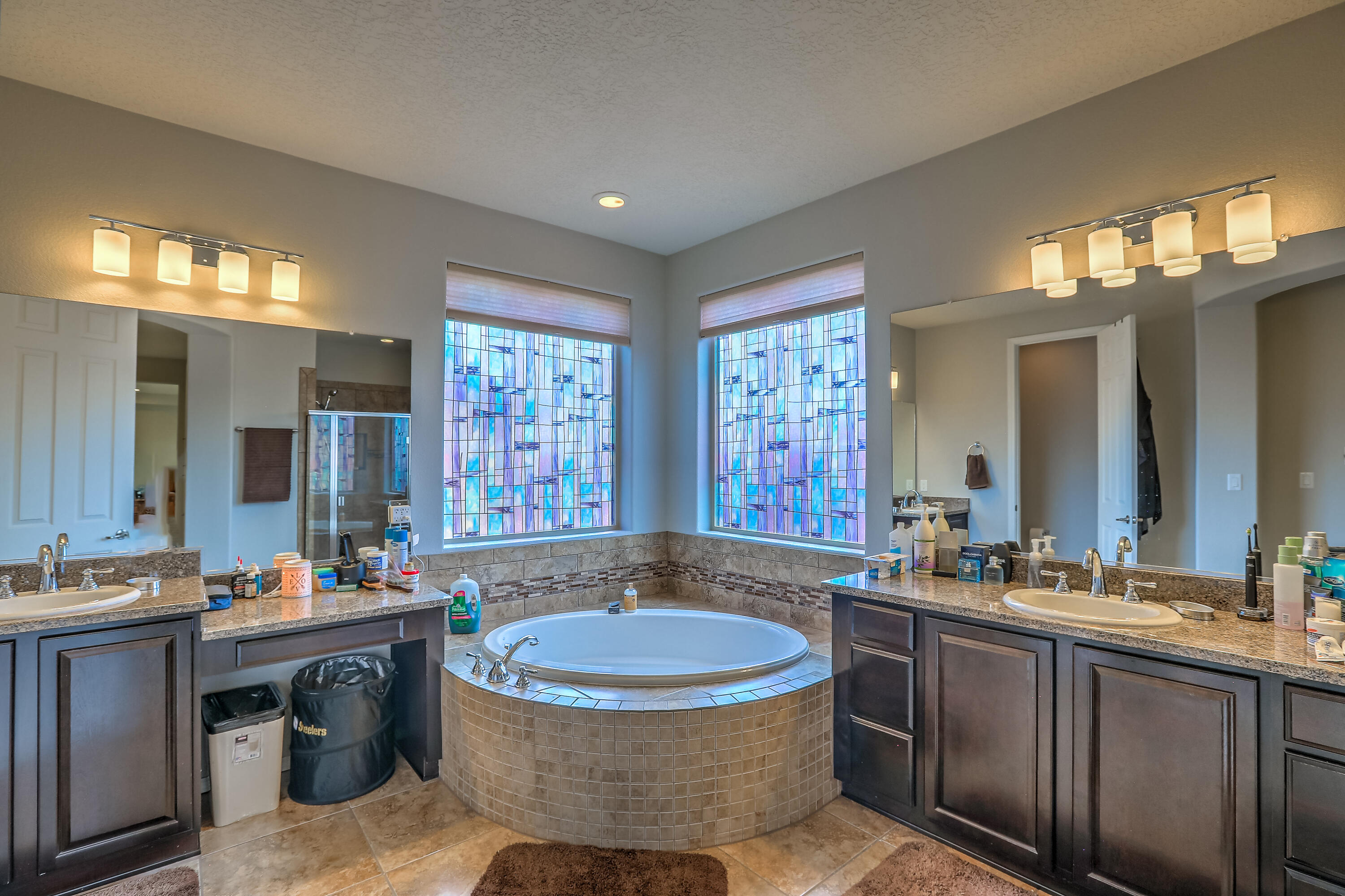 45 VISTA HERMOSA Place NE