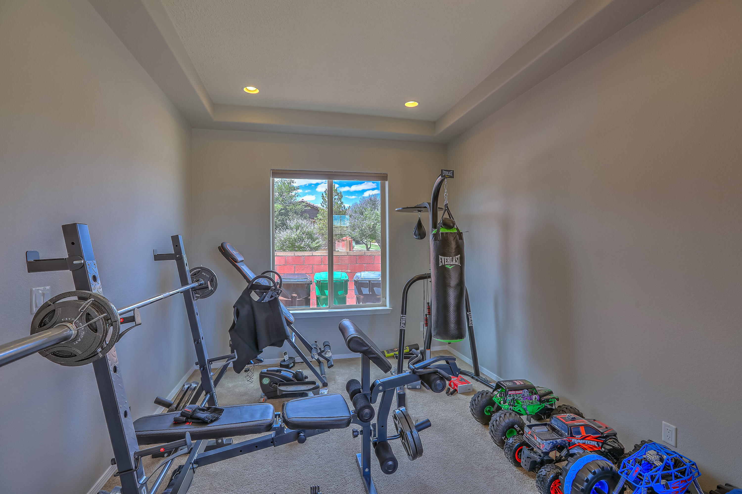 45 VISTA HERMOSA Place NE