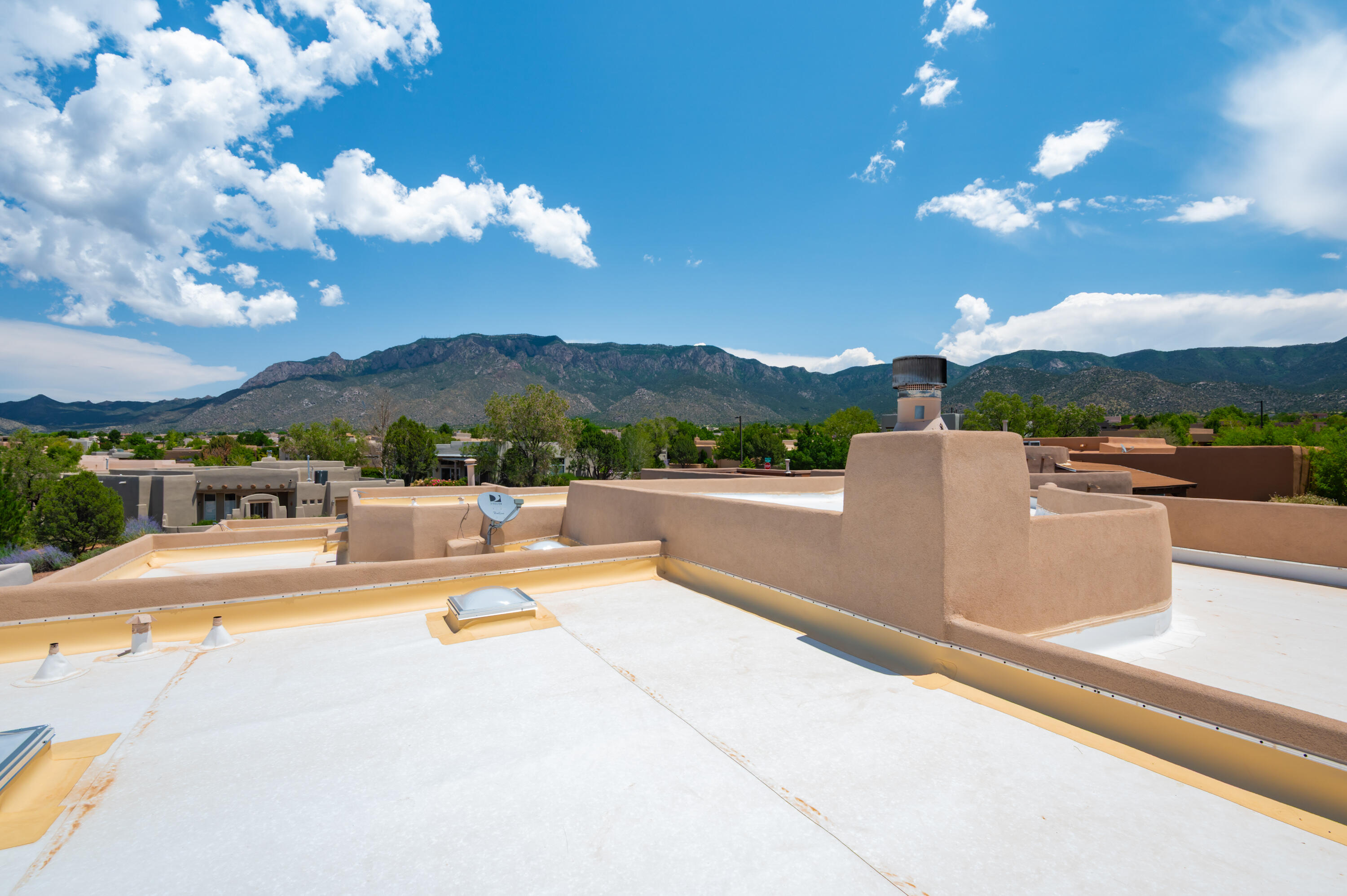 12808 DESERT SKY Avenue NE