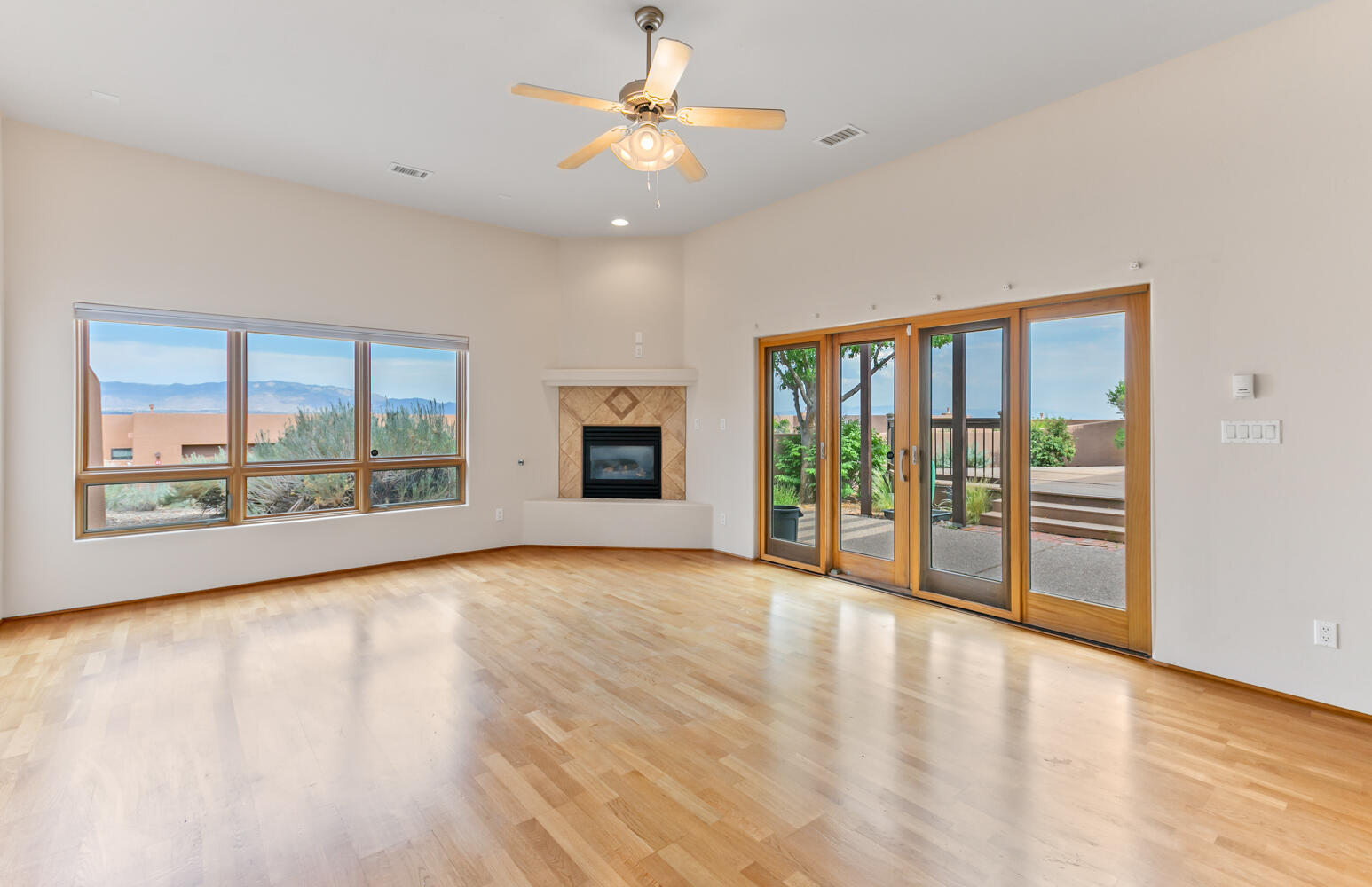 31 WIND Road NW