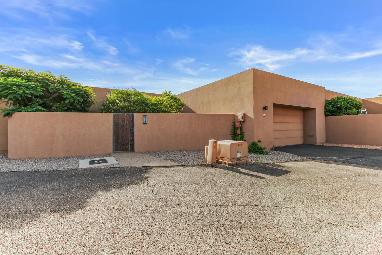 31 WIND Road NW