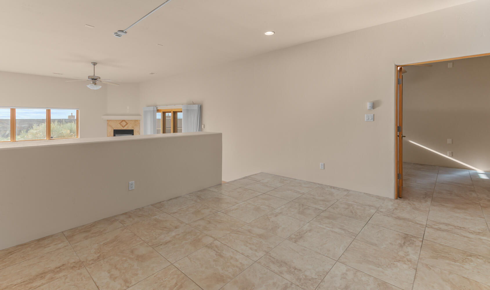 31 WIND Road NW