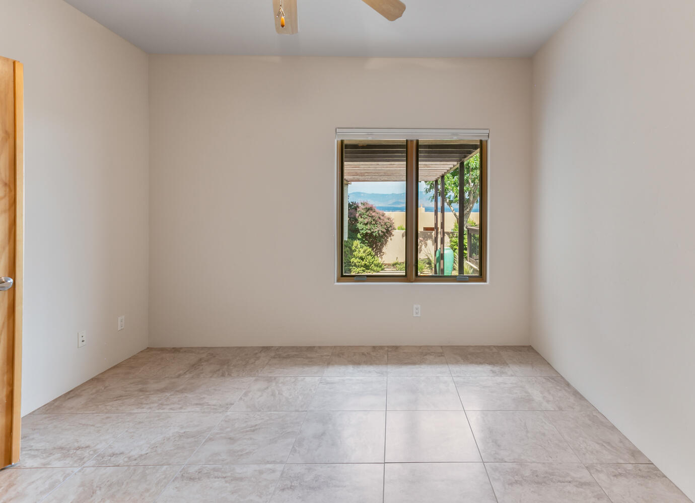 31 WIND Road NW
