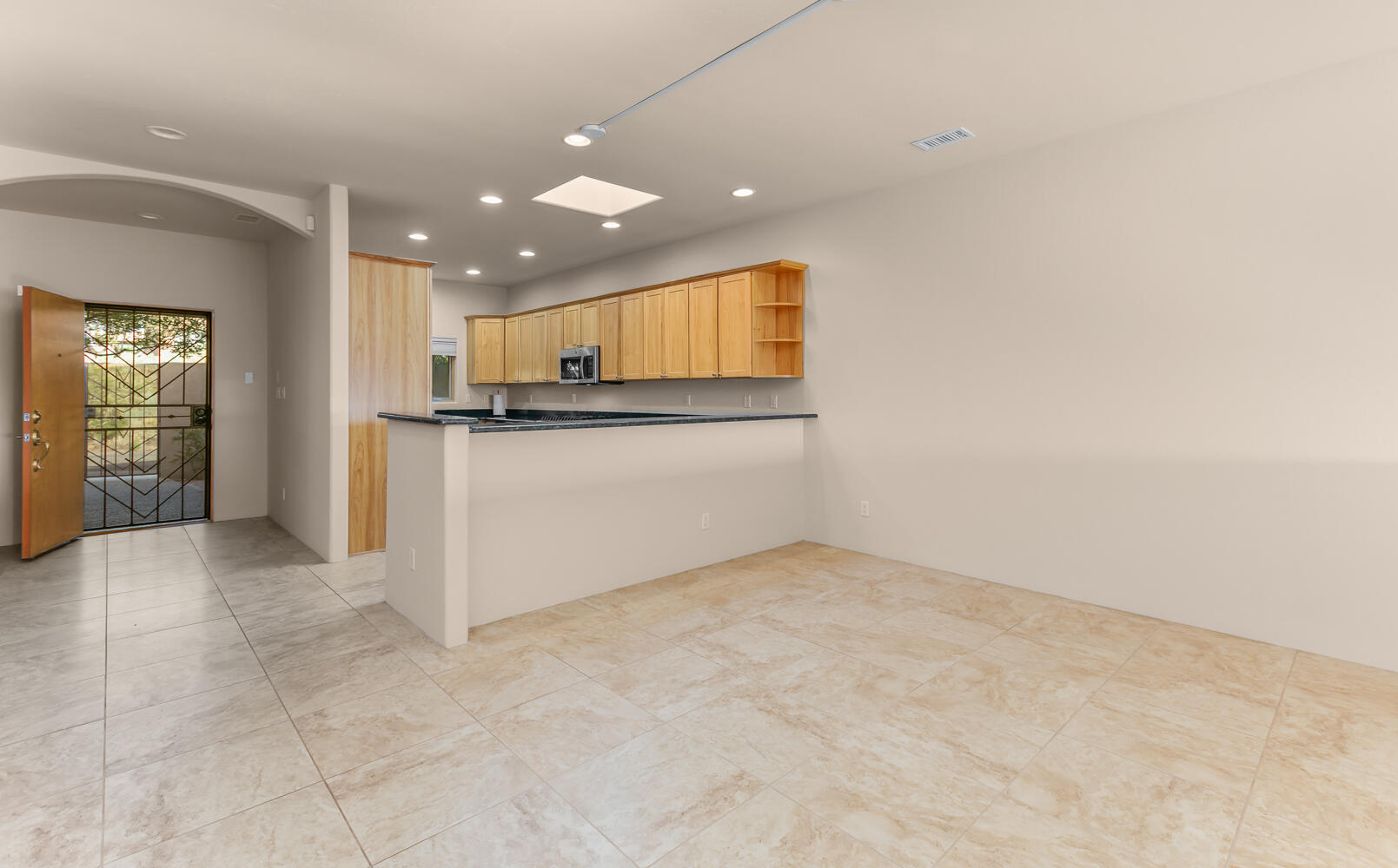 31 WIND Road NW
