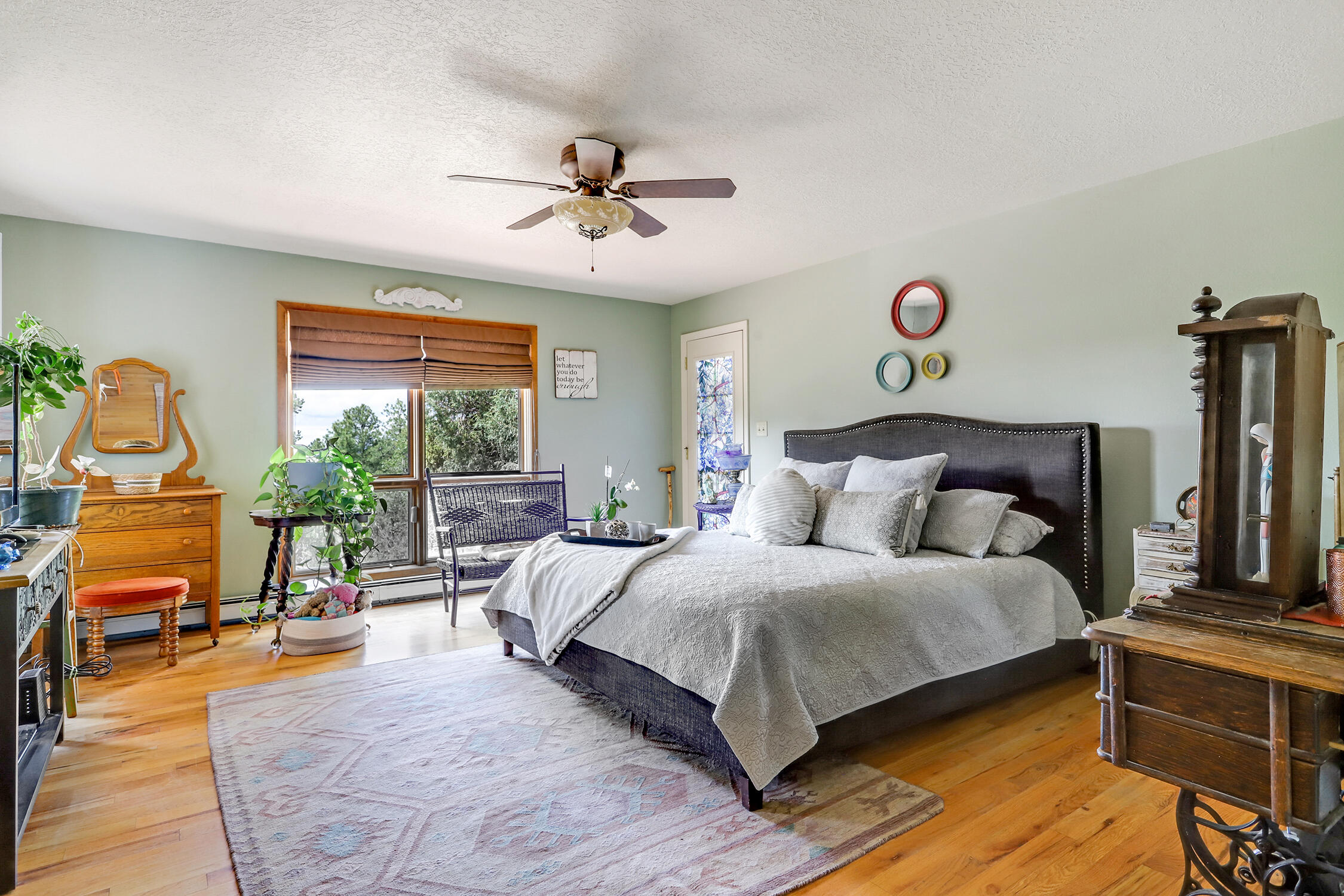 109 CAROLINO CANYON Road