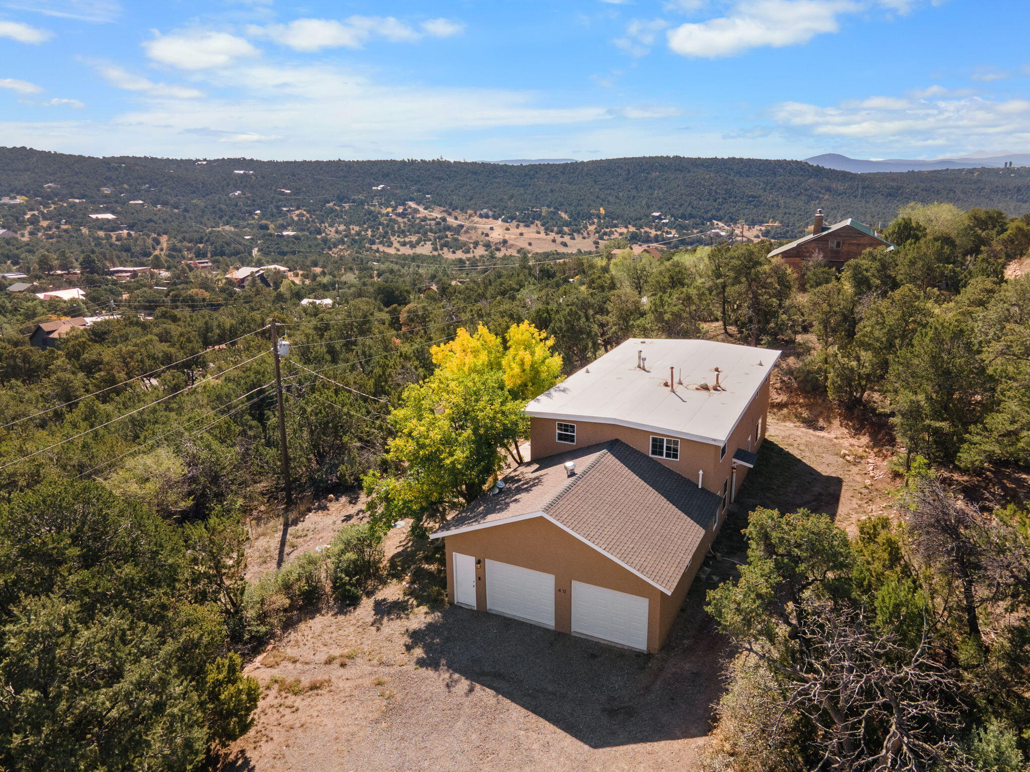 40 MULBERRY Loop